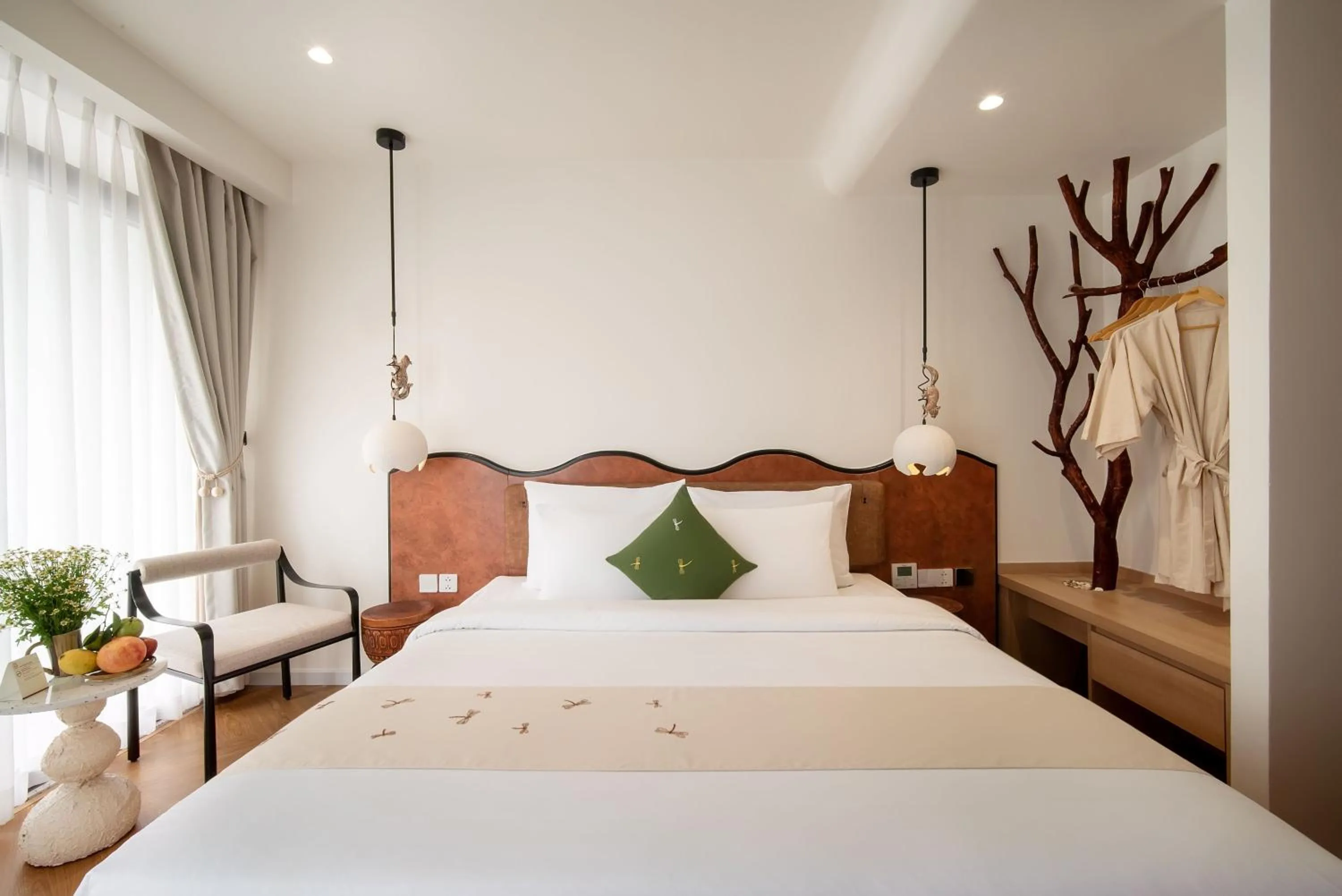 Bed in Me Saigon Boutique Hotel