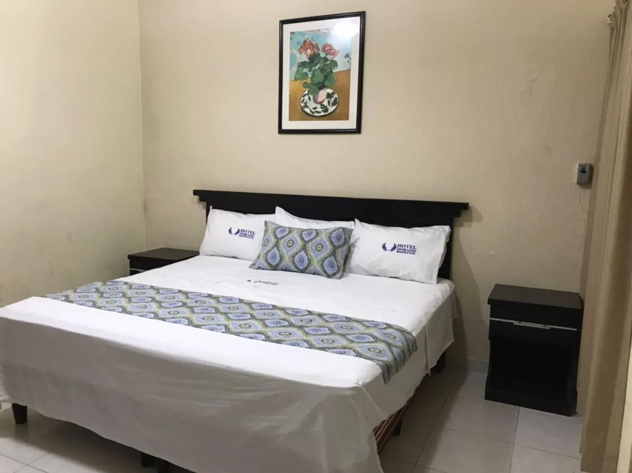 Bed in Hotel Dorado a una calle de Playa Regatas y el Malecon