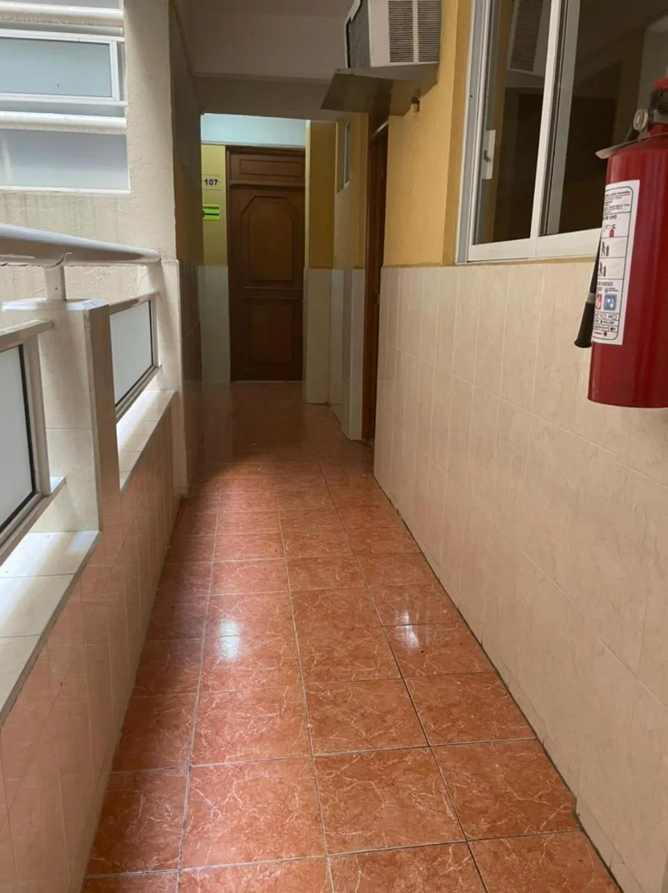 On site in Hotel Dorado a una calle de Playa Regatas y el Malecon