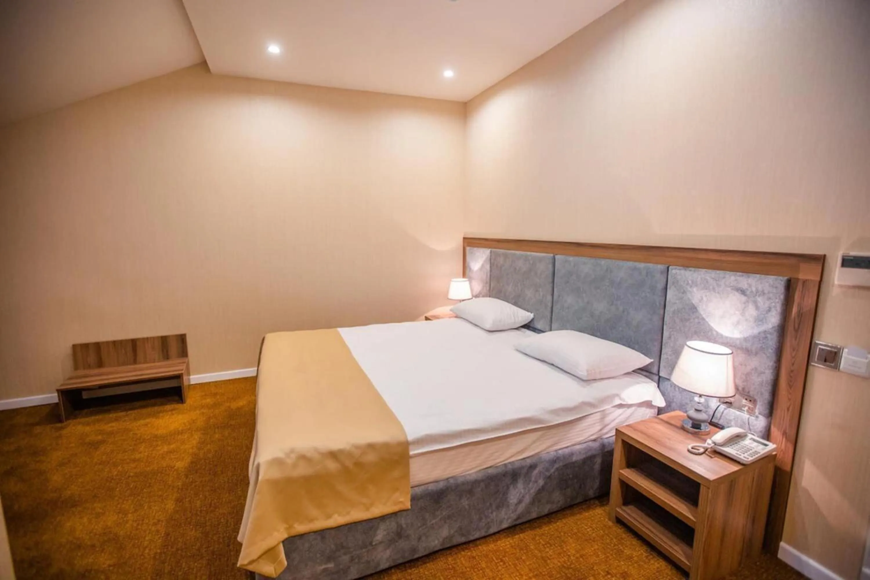 Photo of the whole room, Bed in Grand Midway Hotel