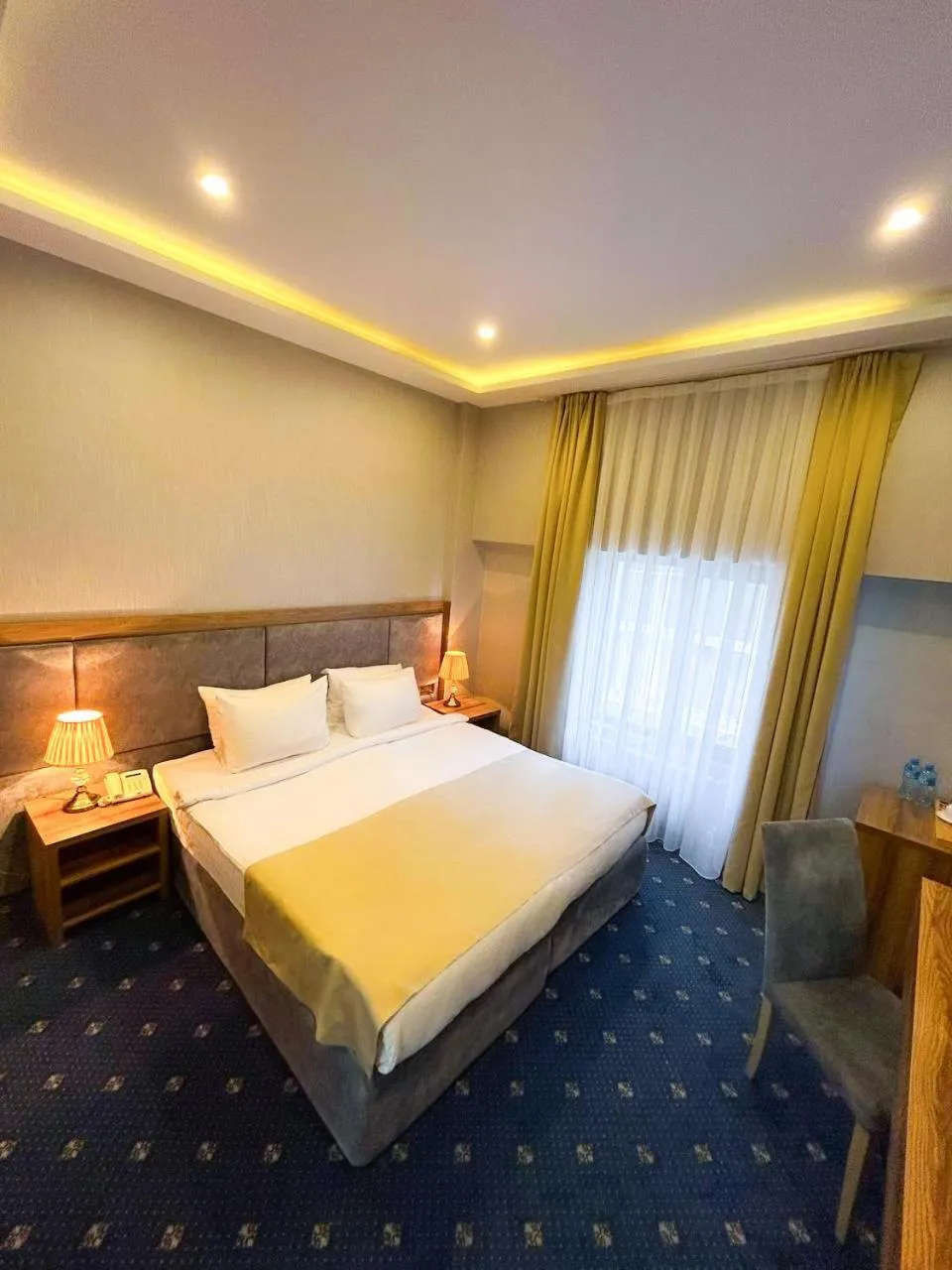 Photo of the whole room, Bed in Grand Midway Hotel