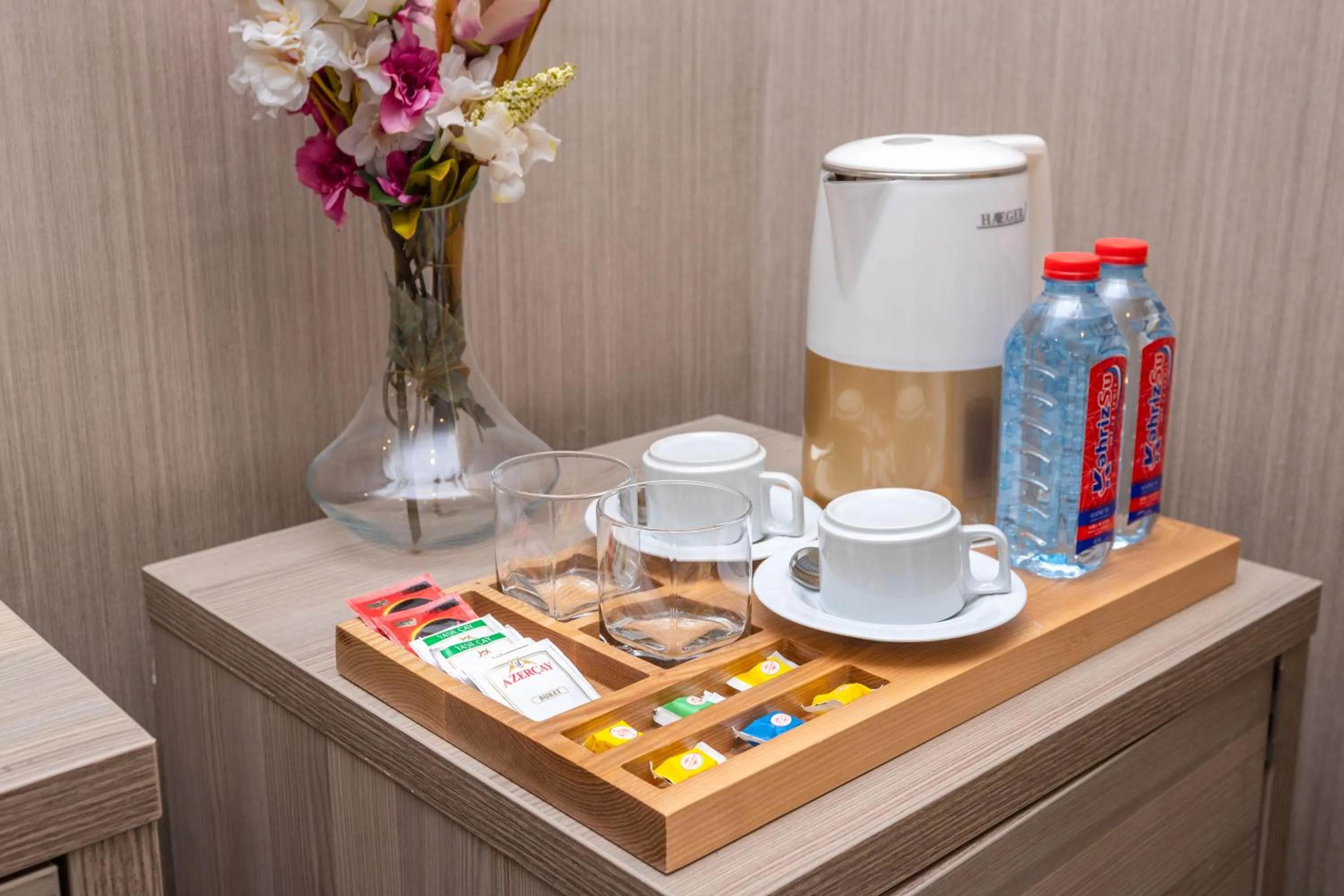 Coffee/tea facilities in Grand Midway Hotel