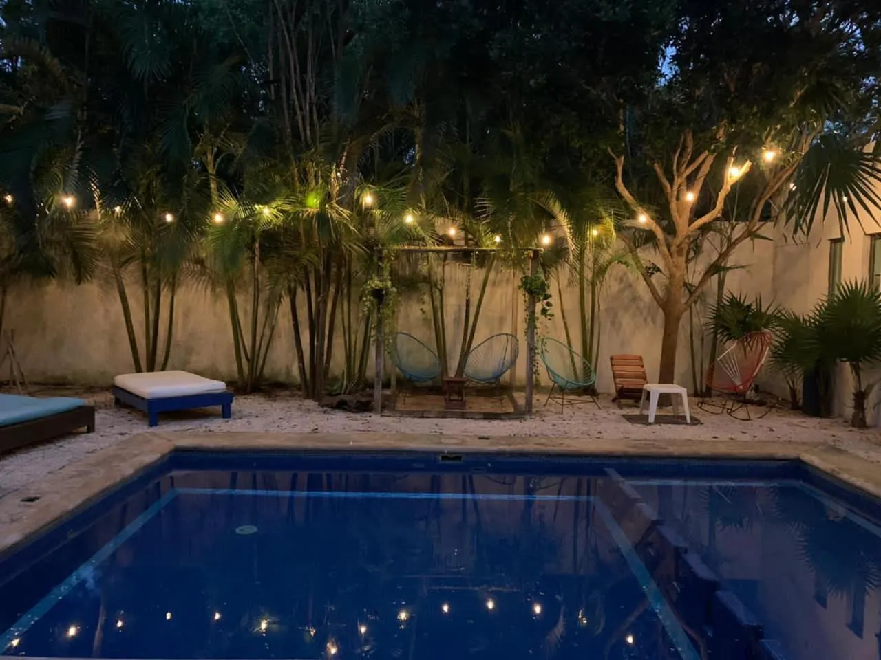 Pool view in Casa Borush by Ecoplaneta