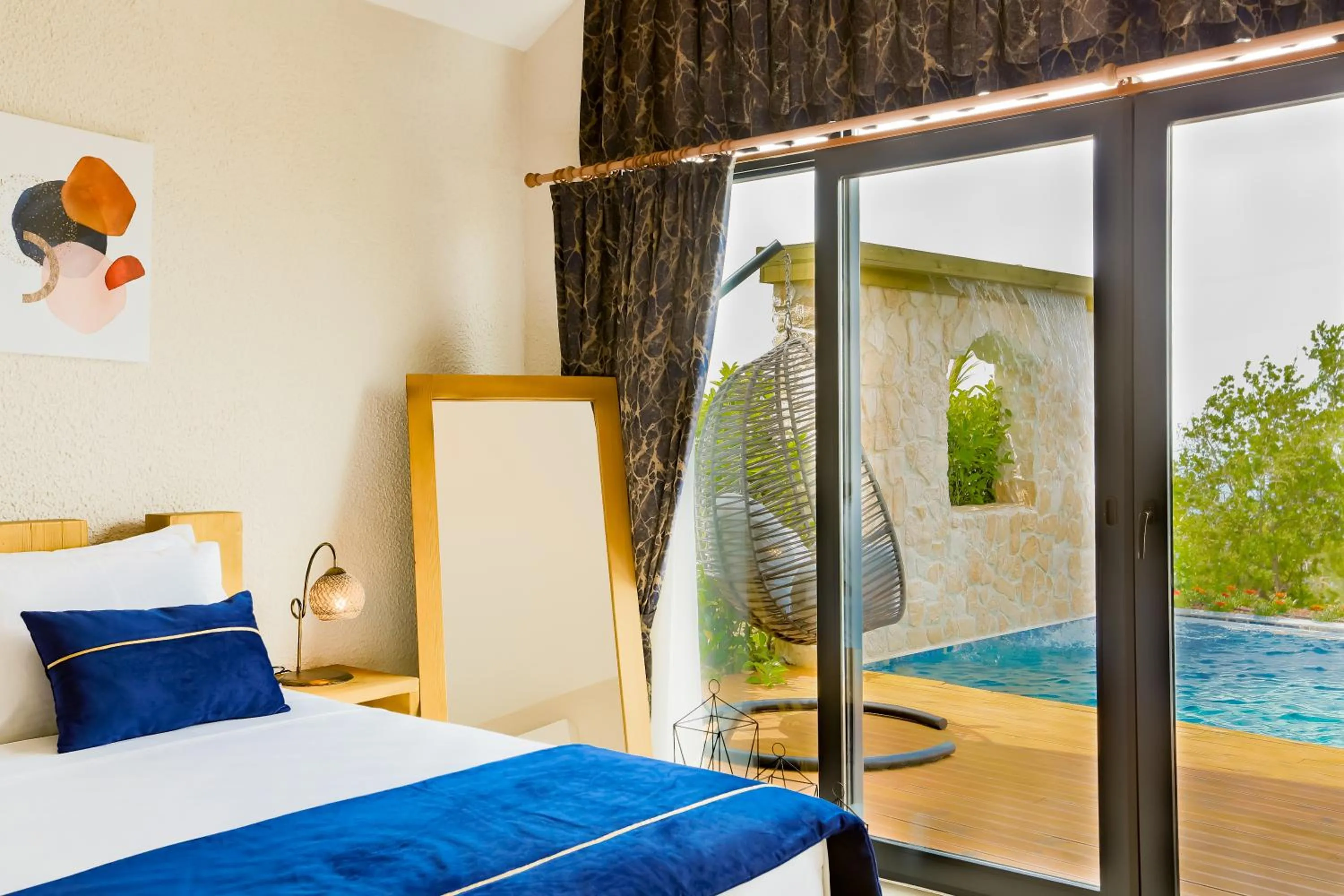 Pool view, Bed in Vista Del Amor Faralya