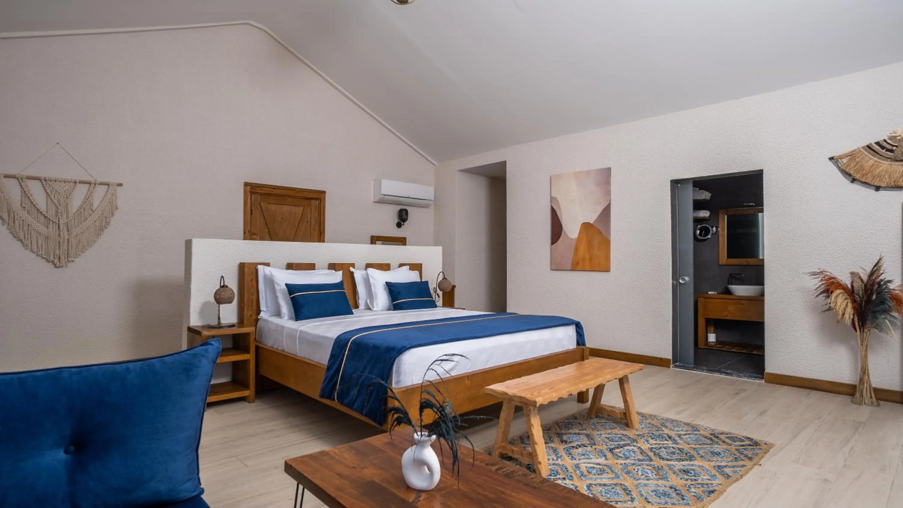 Bed in Vista Del Amor Faralya