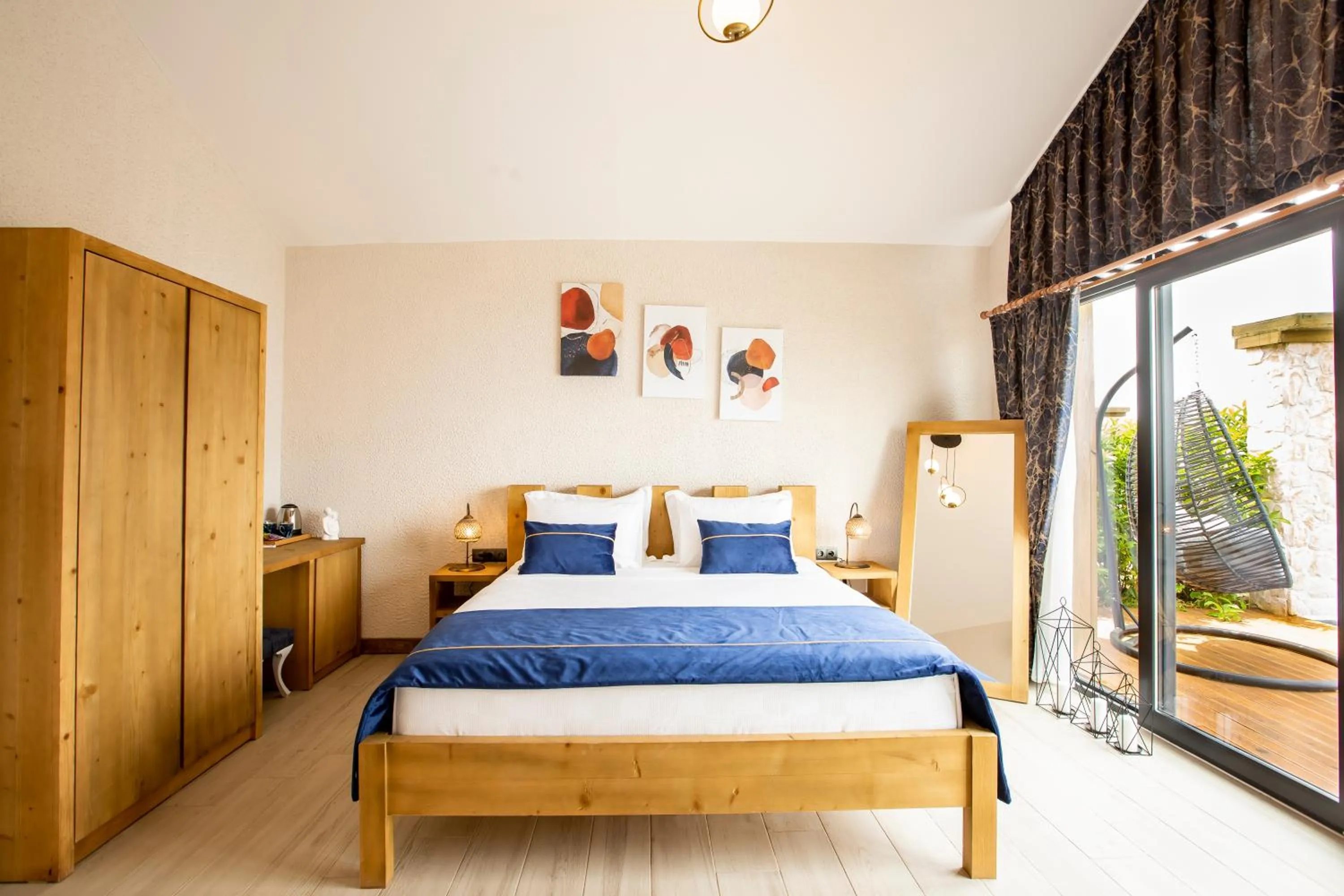 Bedroom, Bed in Vista Del Amor Faralya