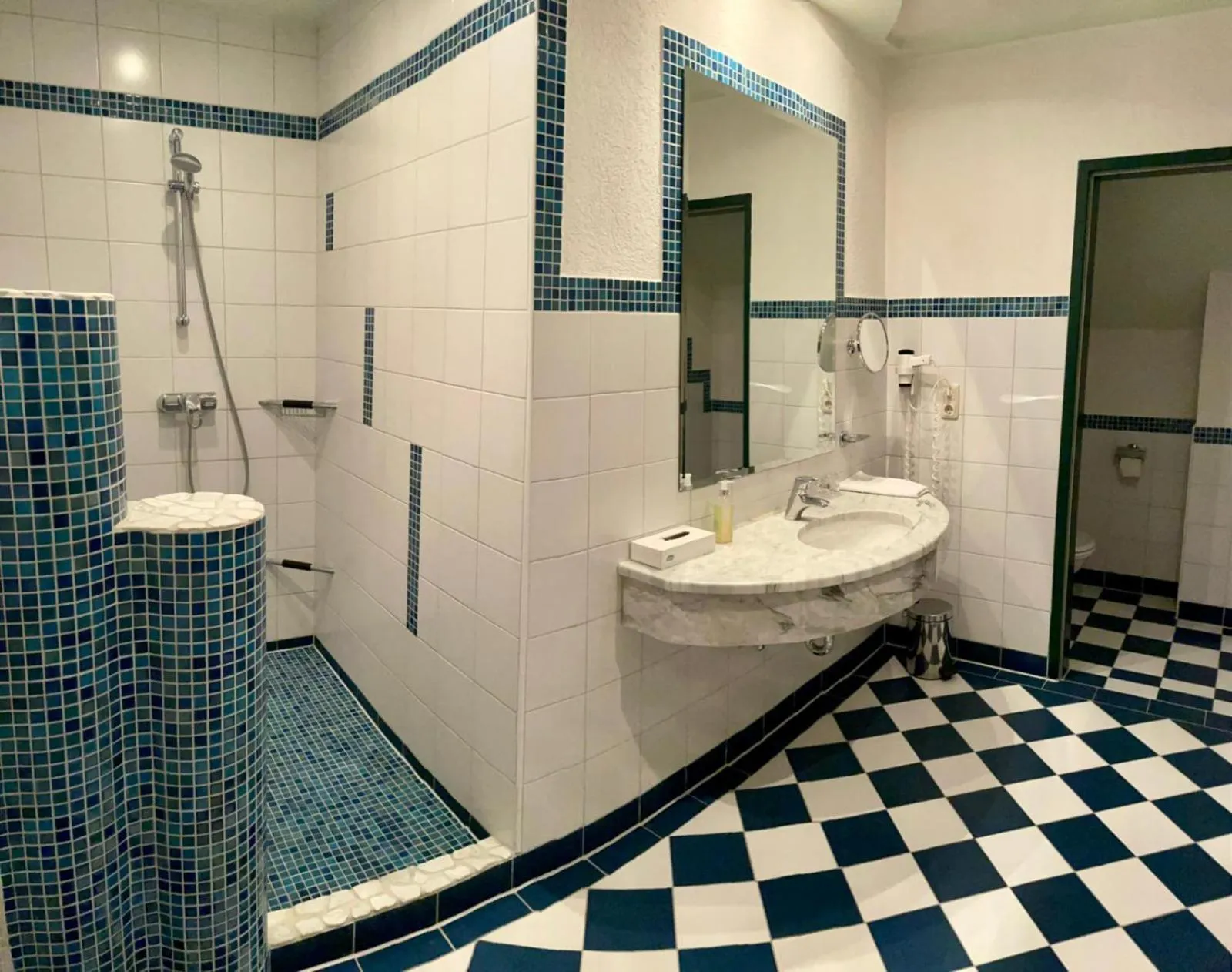 Bathroom in Landgasthof zur Post