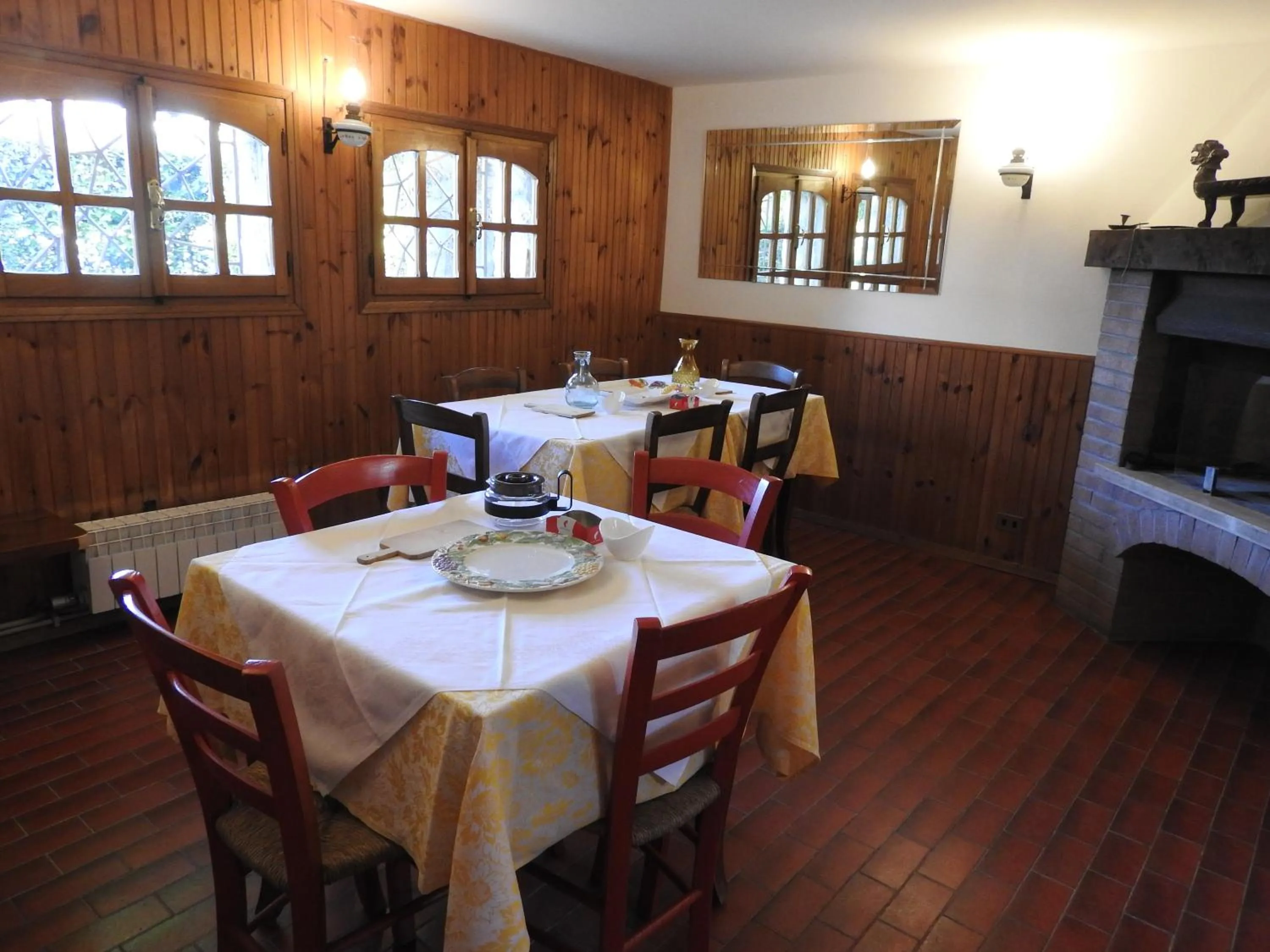 Dining area in Villa Venezia