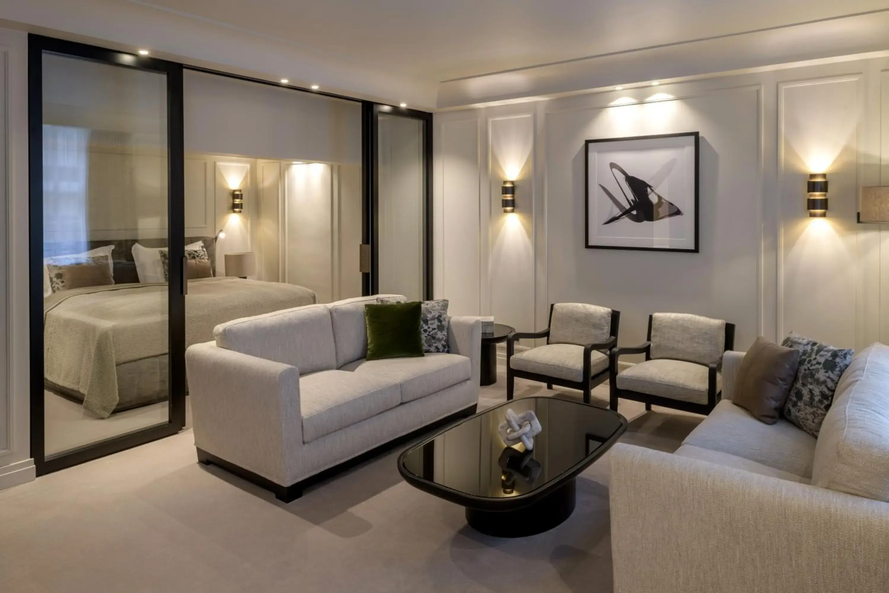 Junior Suite in Hotel Bayerischer Hof Junior Suite in Hotel Bayerischer Hof