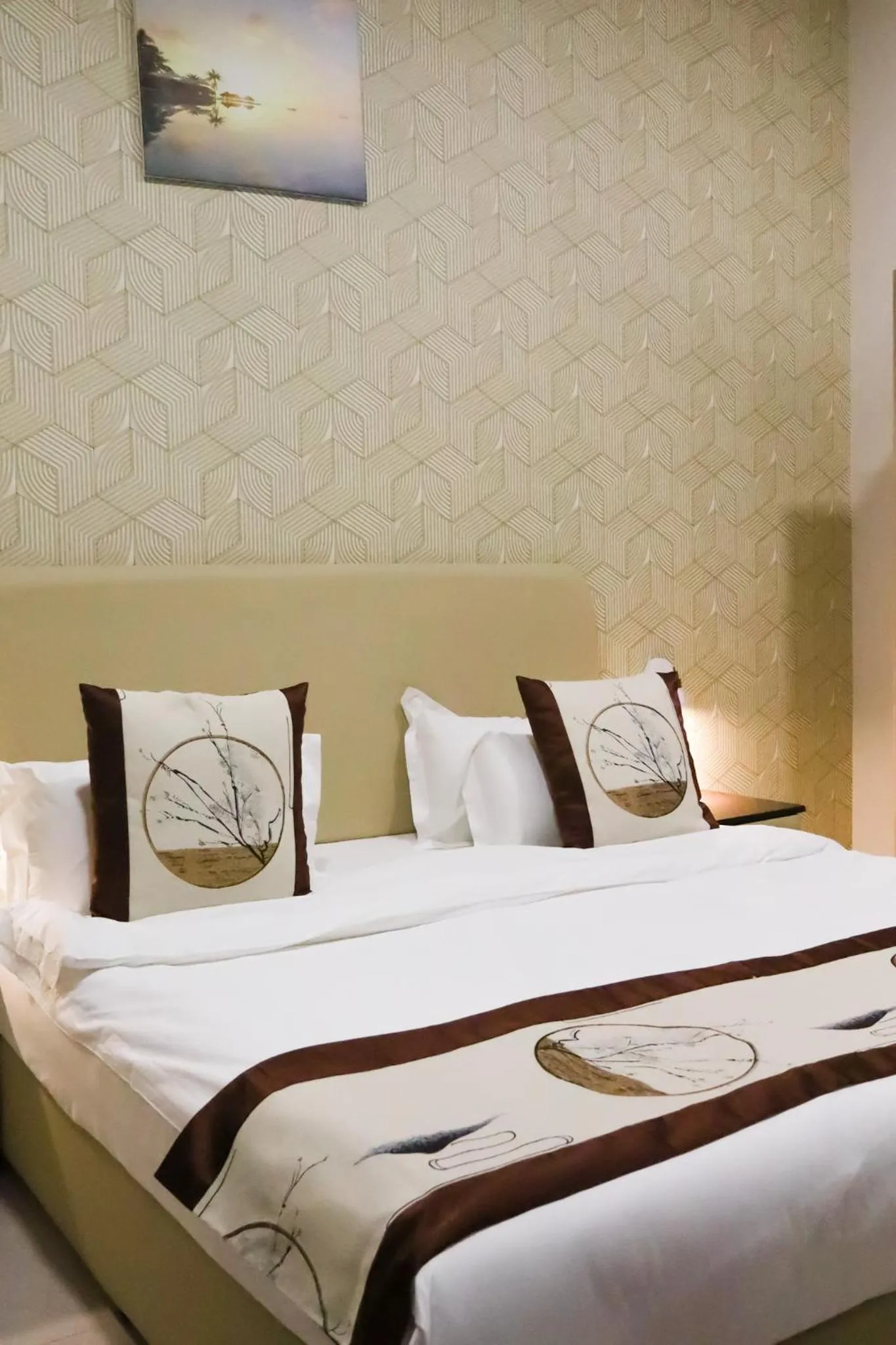 Bed in AL MARSA HOTEL APARTMENTS