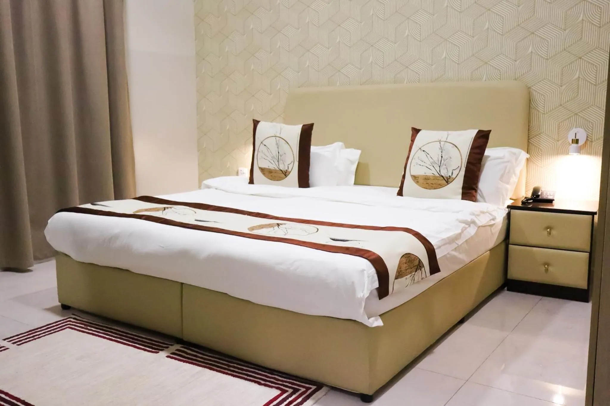 Bed in AL MARSA HOTEL APARTMENTS