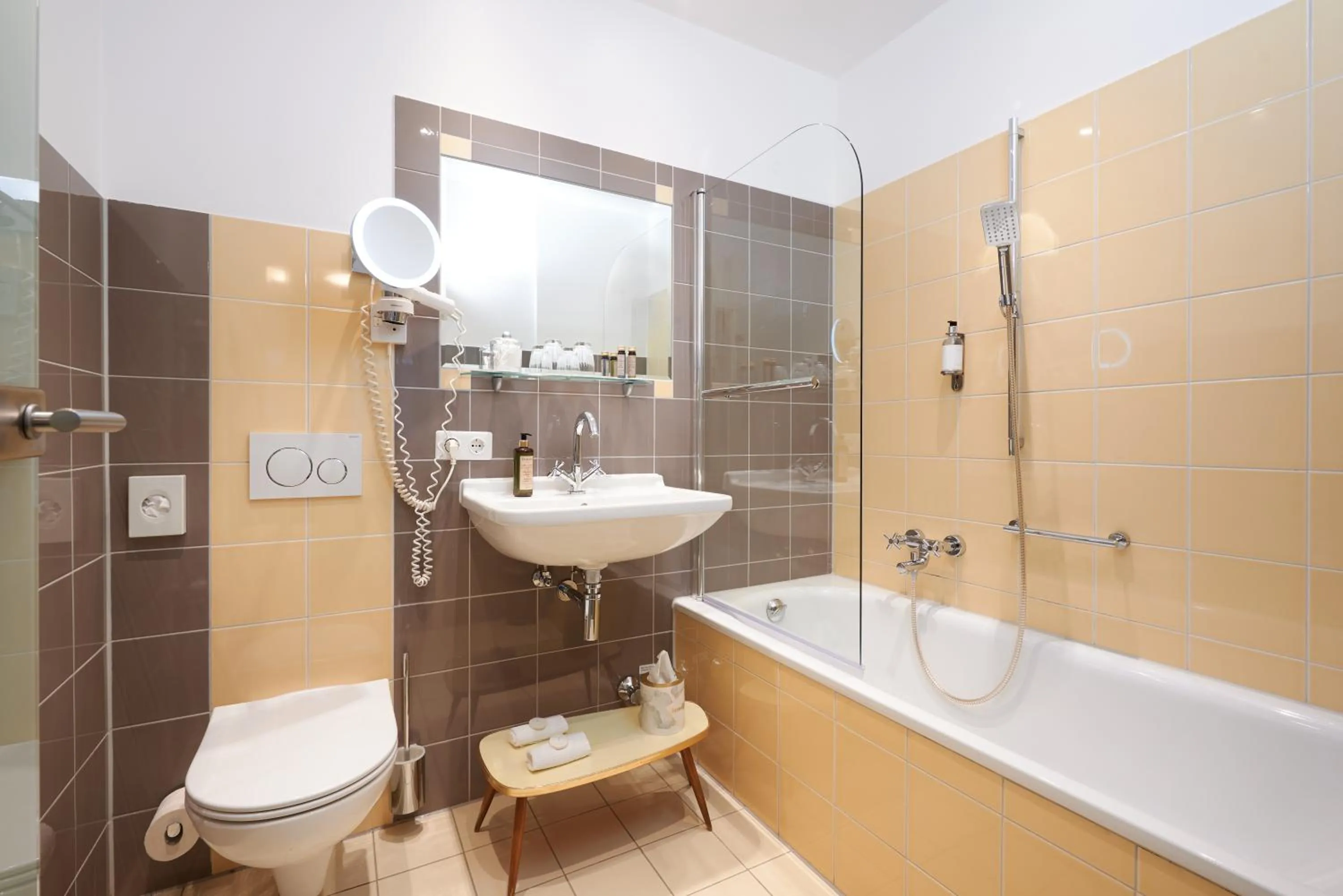 Shower in Design-Boutique Hotel Vosteen