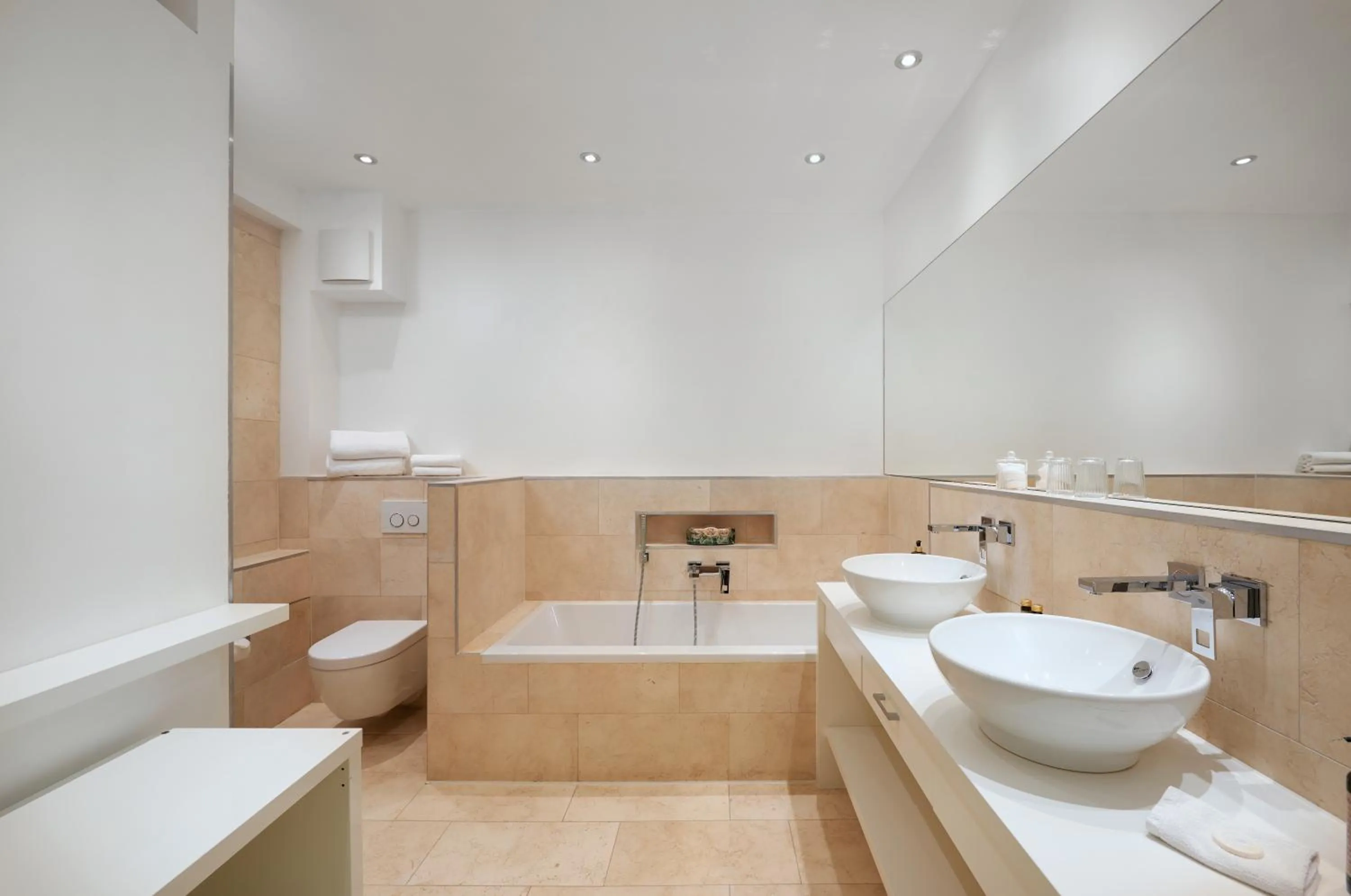 Shower in Design-Boutique Hotel Vosteen