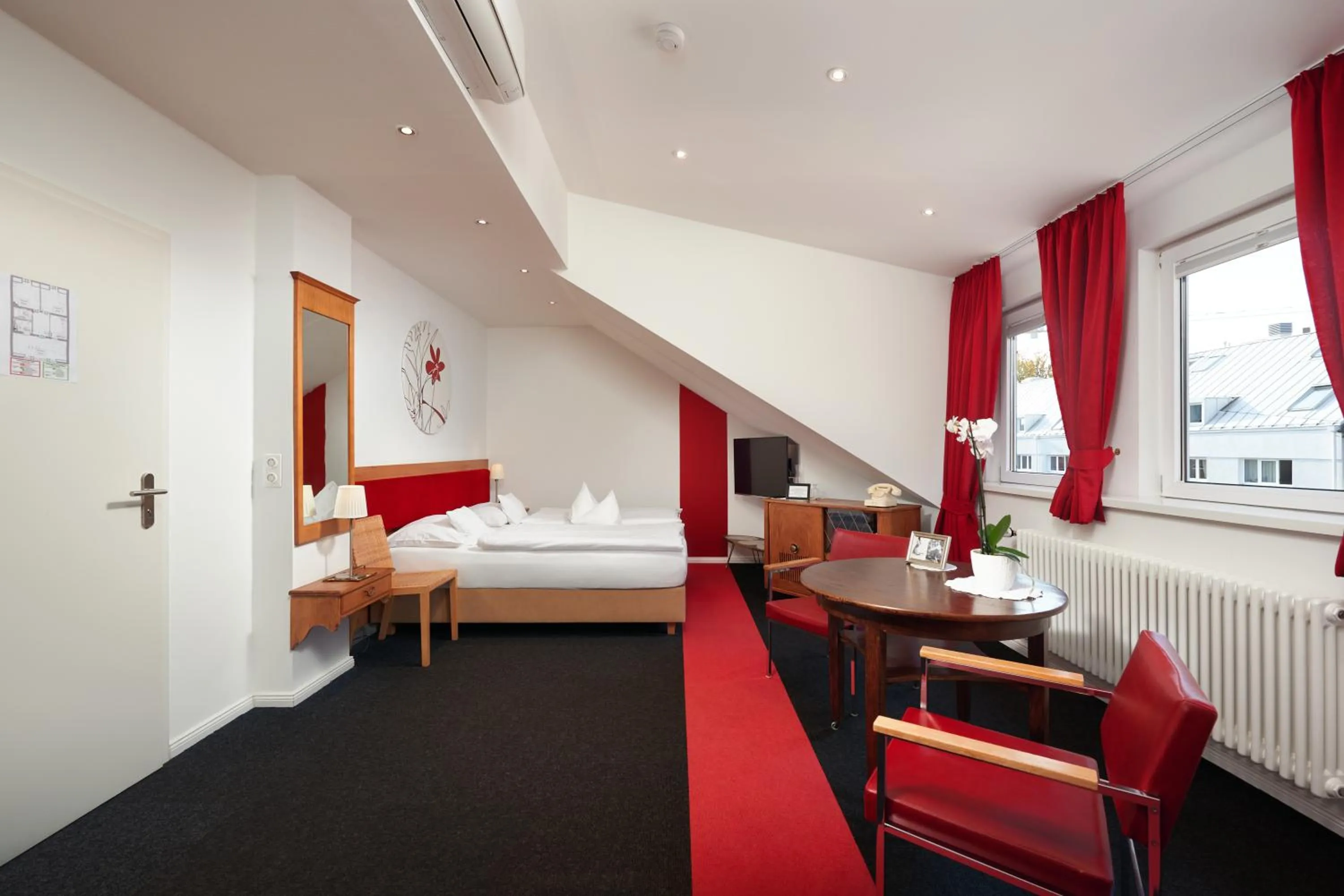 Bed in Design-Boutique Hotel Vosteen