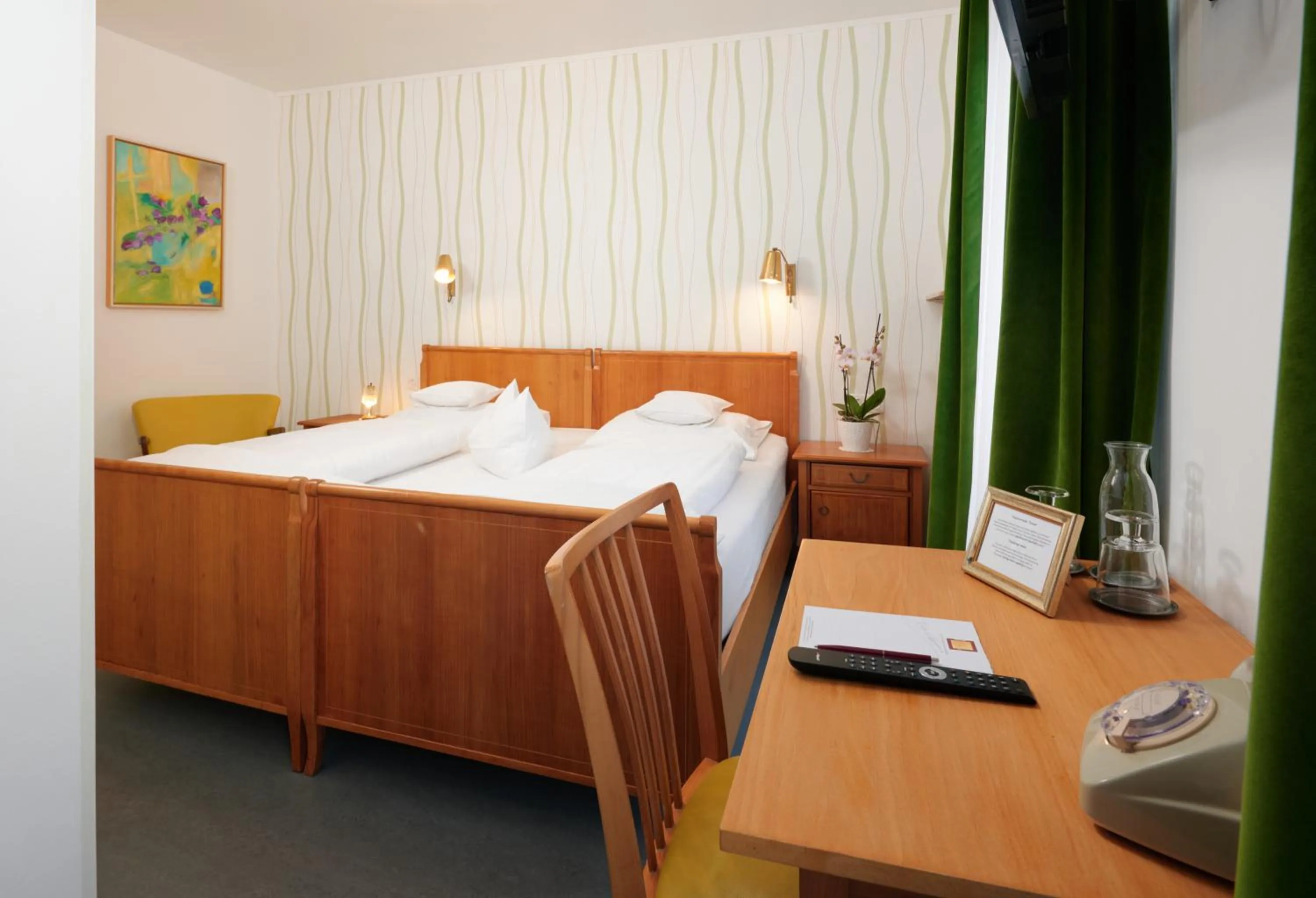 Bed in Design-Boutique Hotel Vosteen