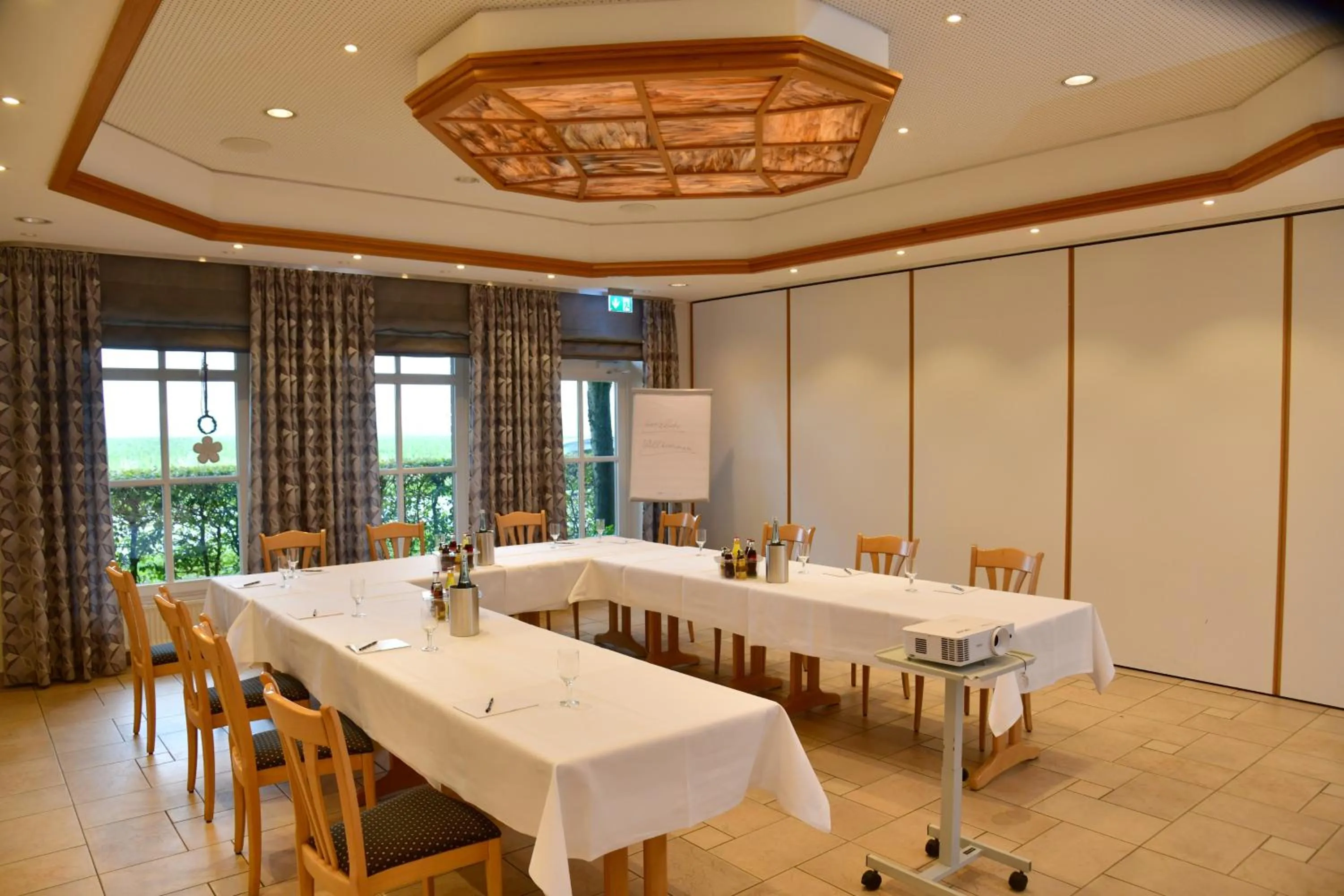 Business facilities in Landhotel Hermannshöhe