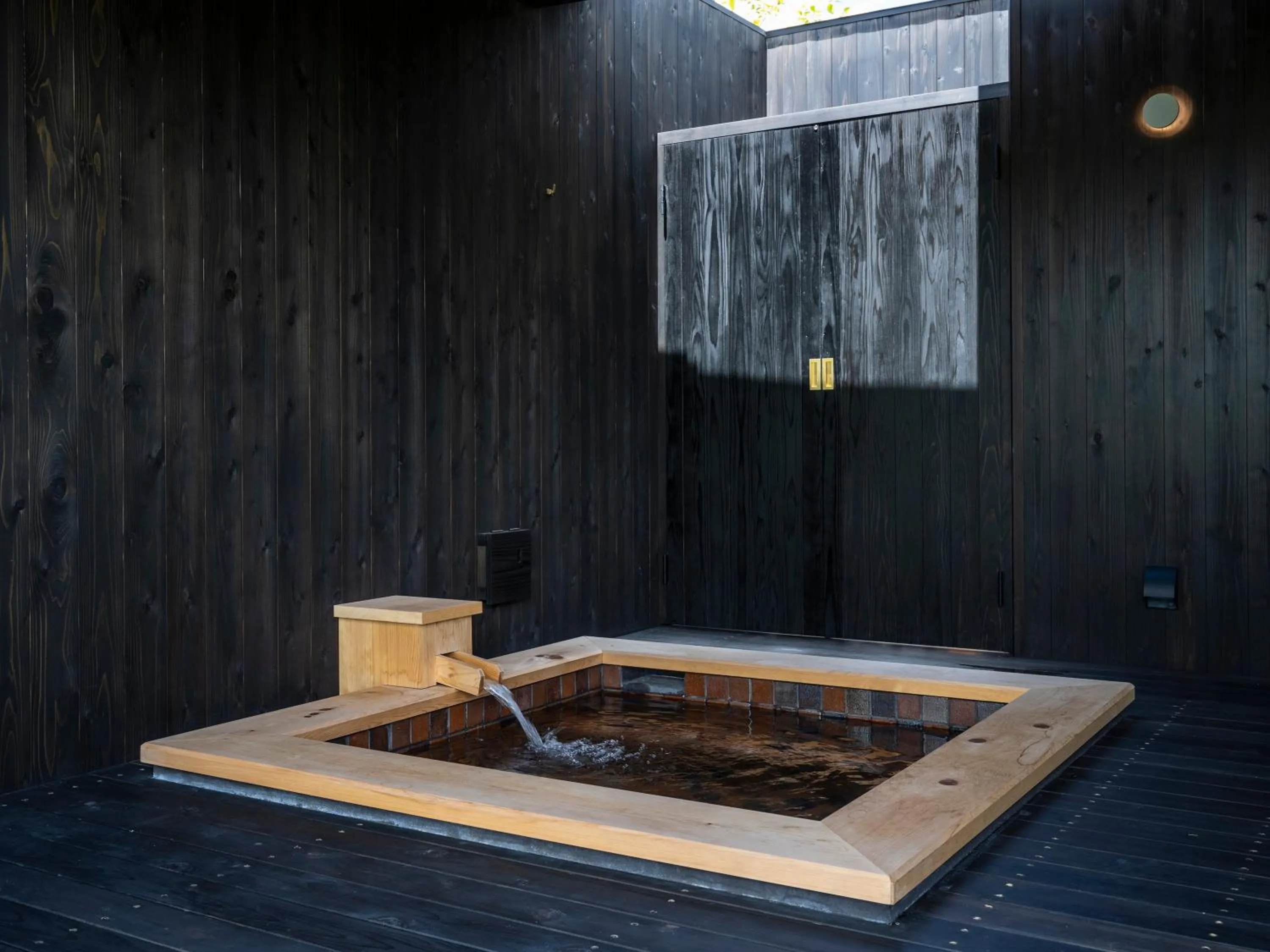 Open Air Bath in Hotel Vison