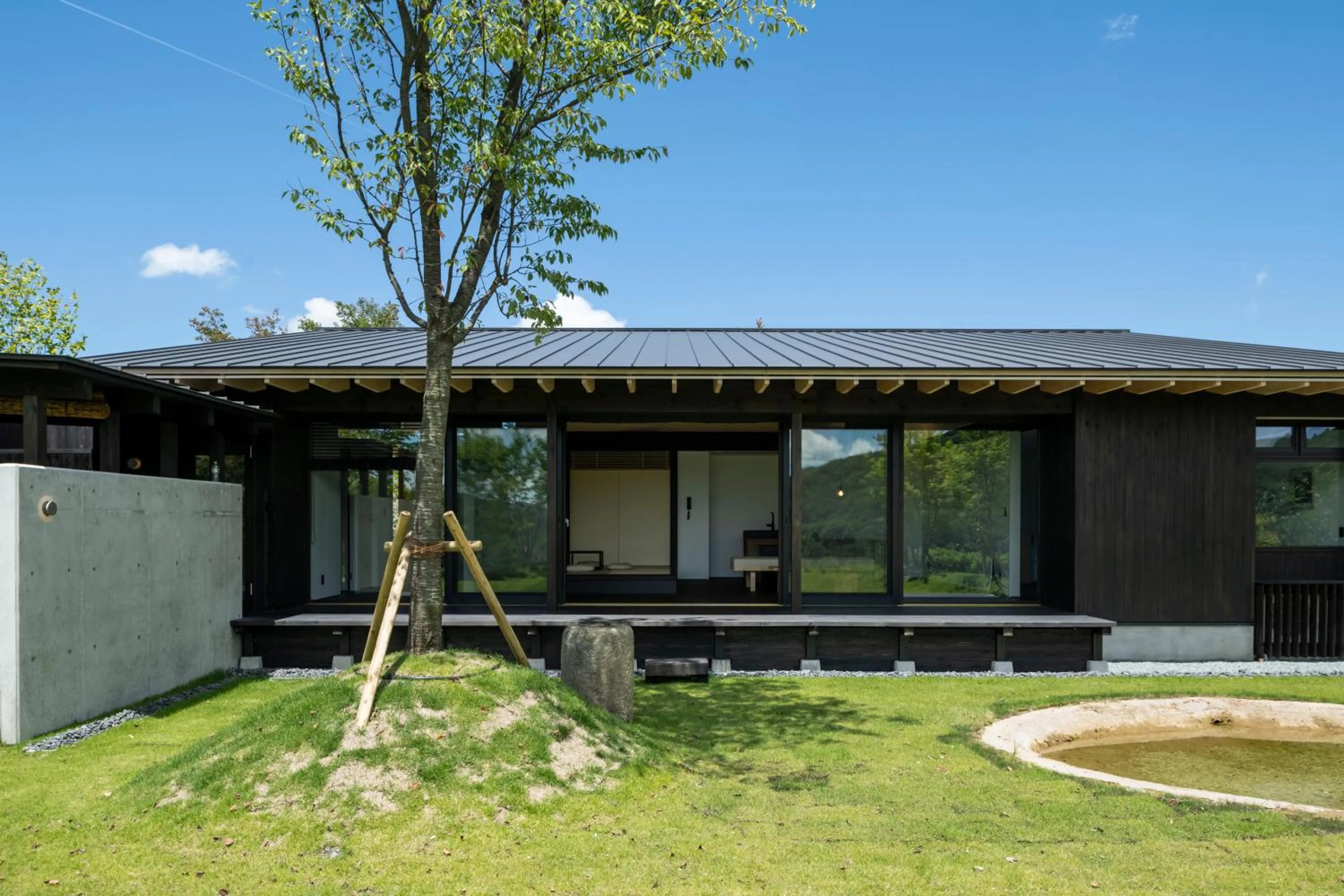 Property building in Hotel Vison