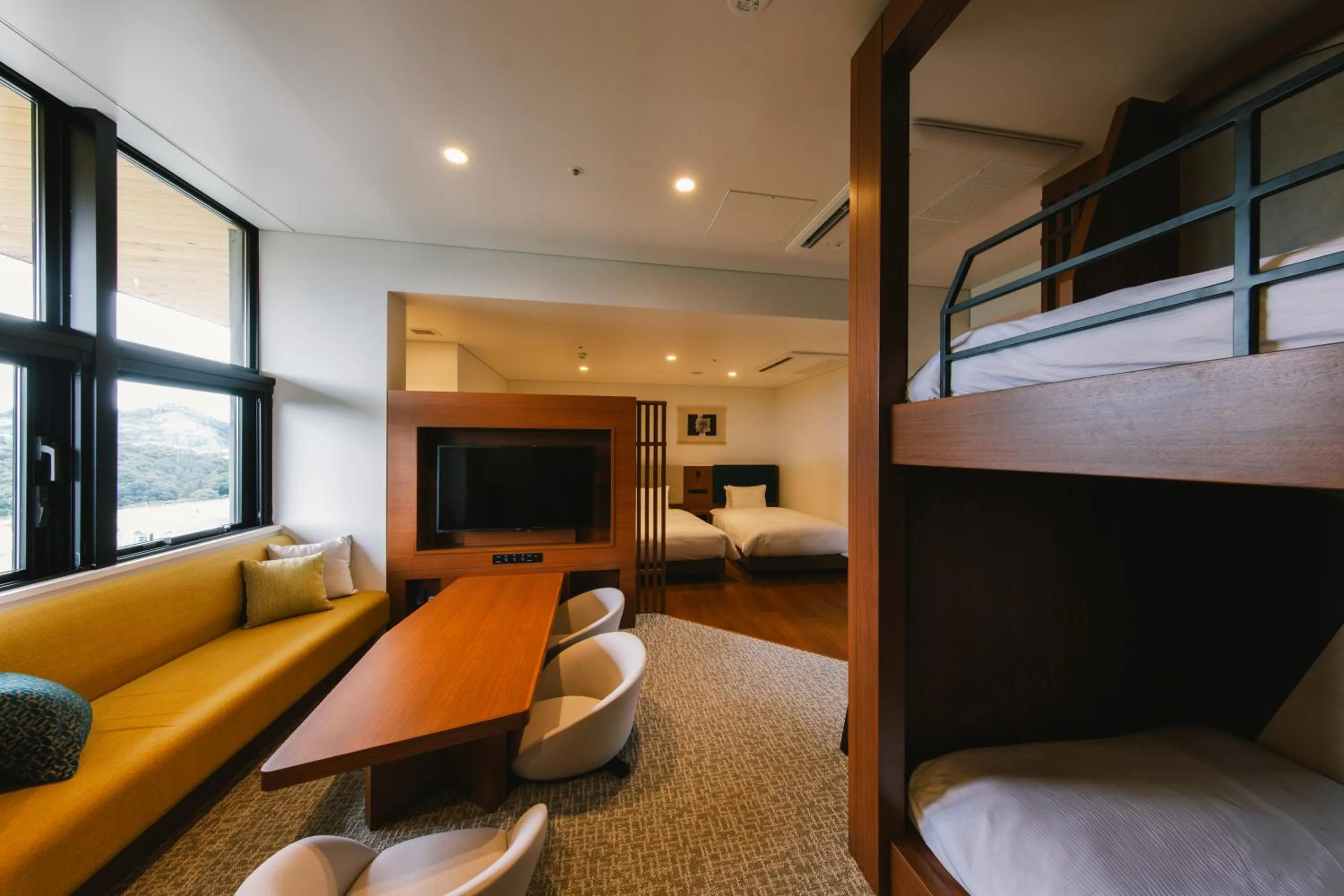 Photo of the whole room, Bed in Hotel Vison