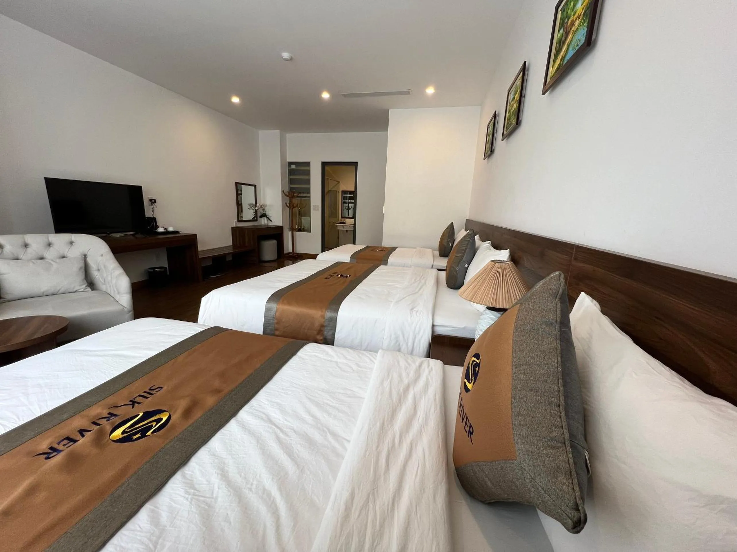 Bed in Silk River Hotel Ha Giang