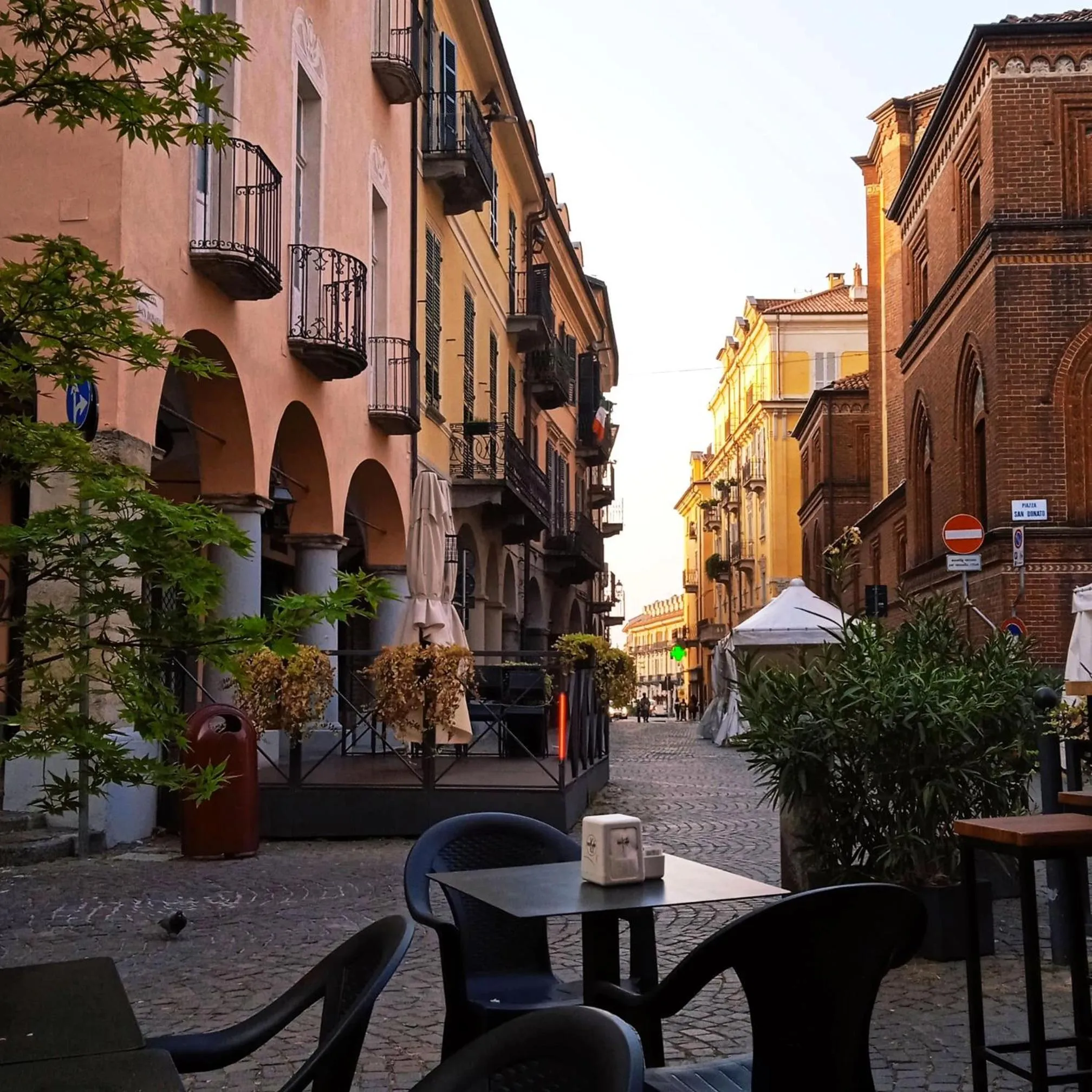 Nearby landmark in Medieval Hamlet Malpertus