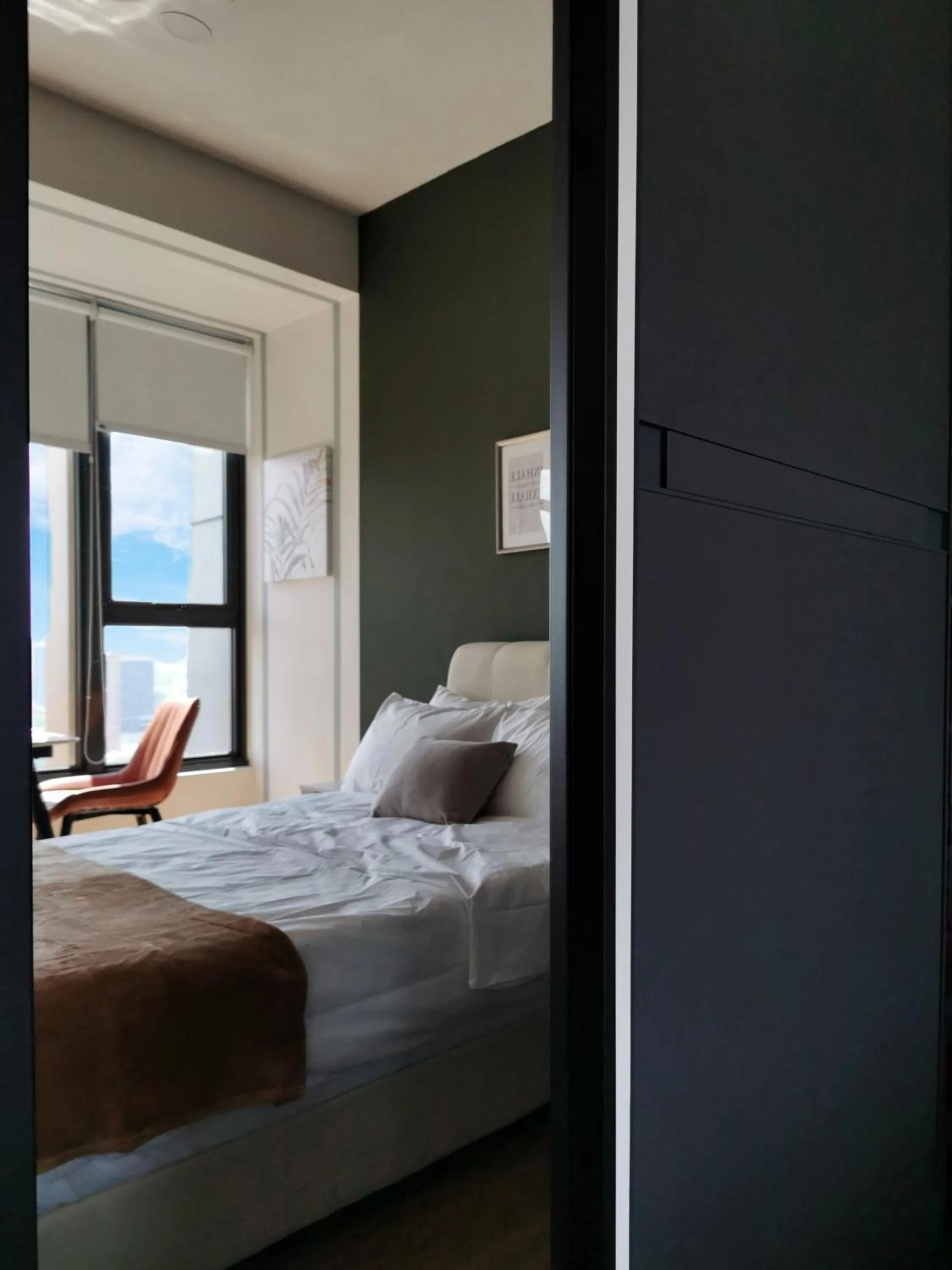 Bed in Ceylonz Suites by Living Signature