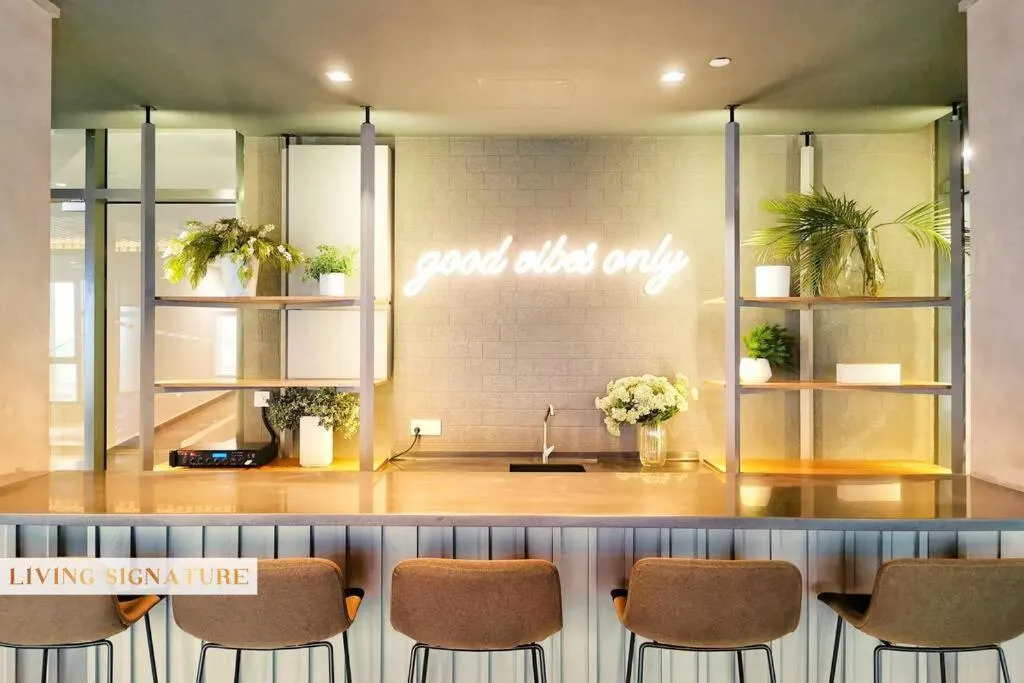 Ceylonz Suites by Living Signature