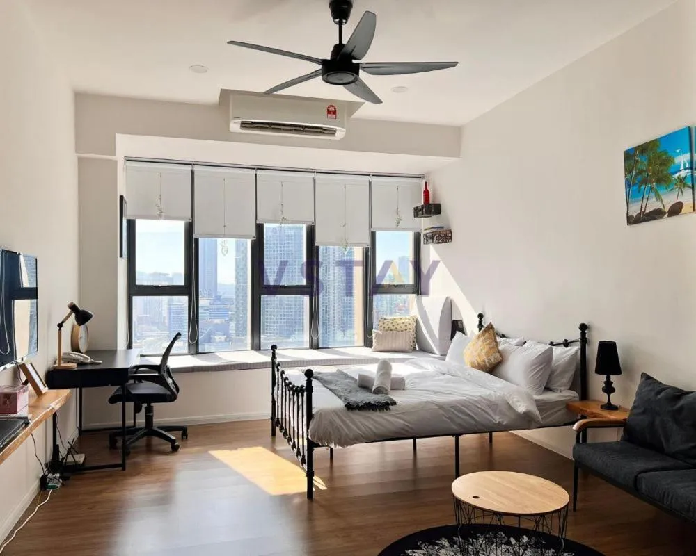 Ceylonz Suites by Living Signature