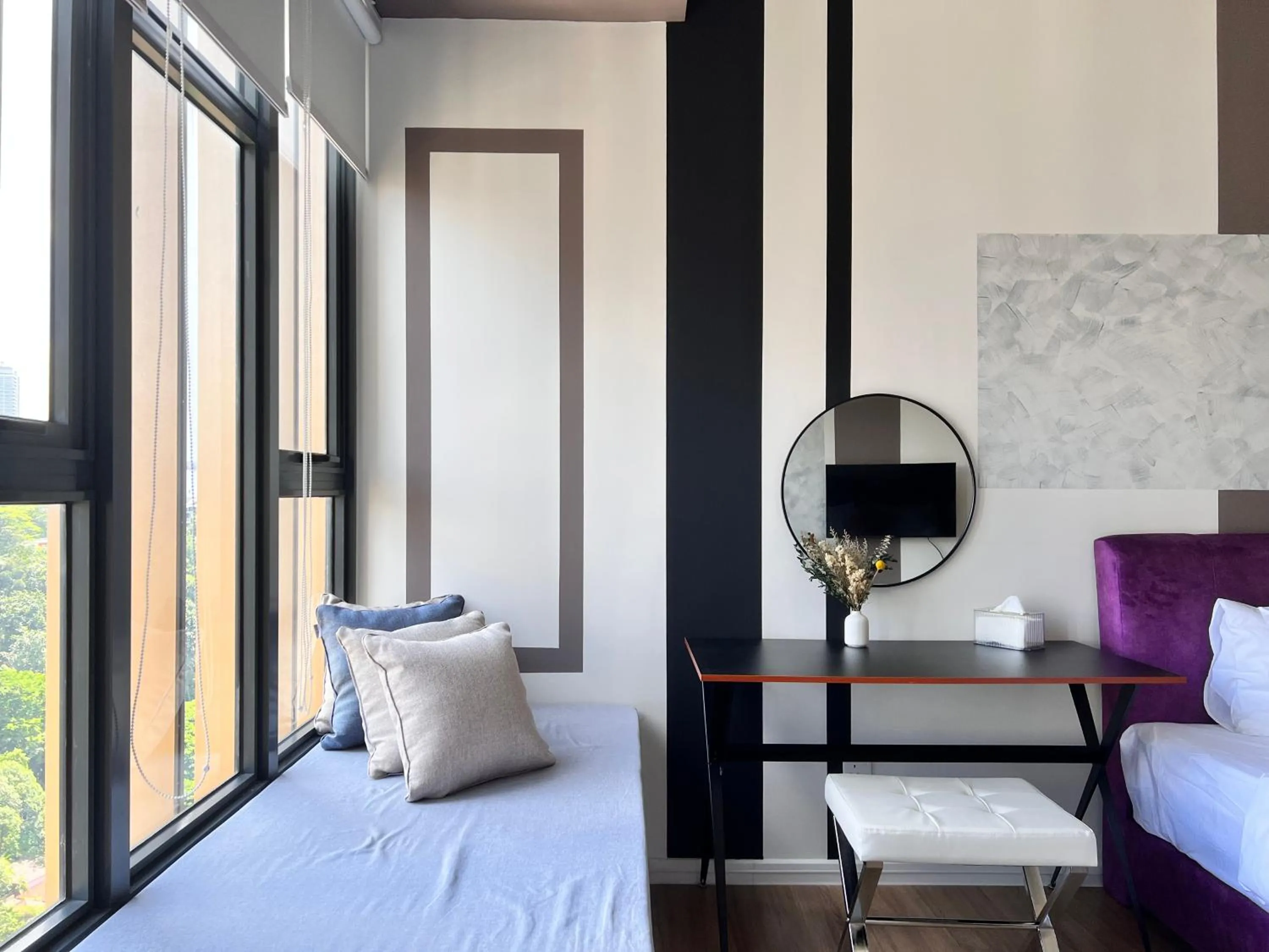 Bed in Ceylonz Suites by Living Signature