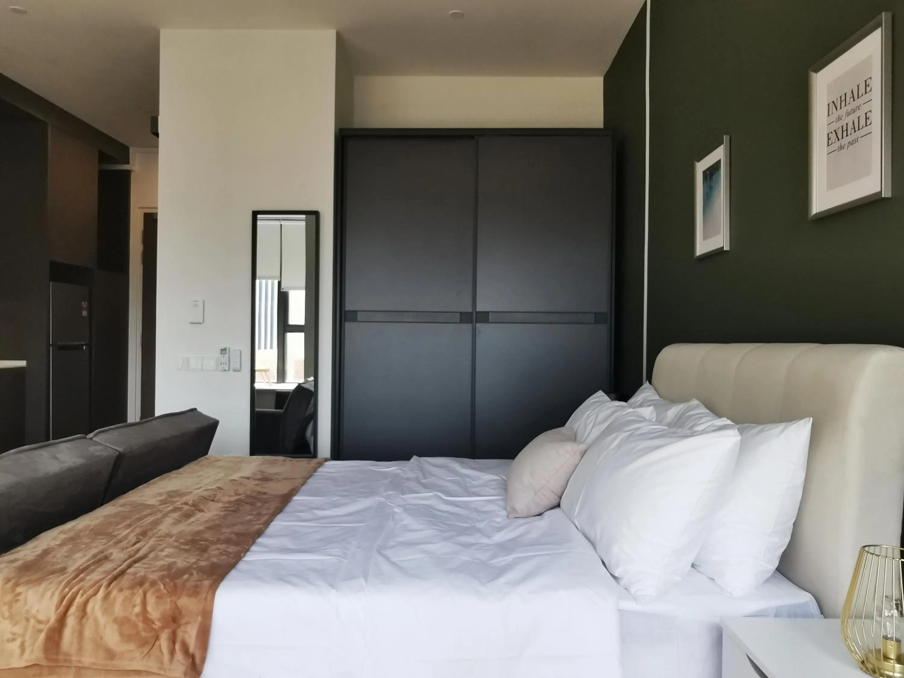 Bed in Ceylonz Suites by Living Signature