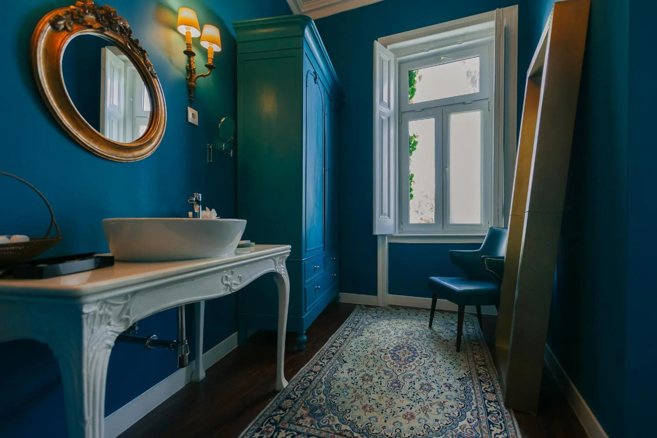 Bathroom in Torel Palace Lisbon