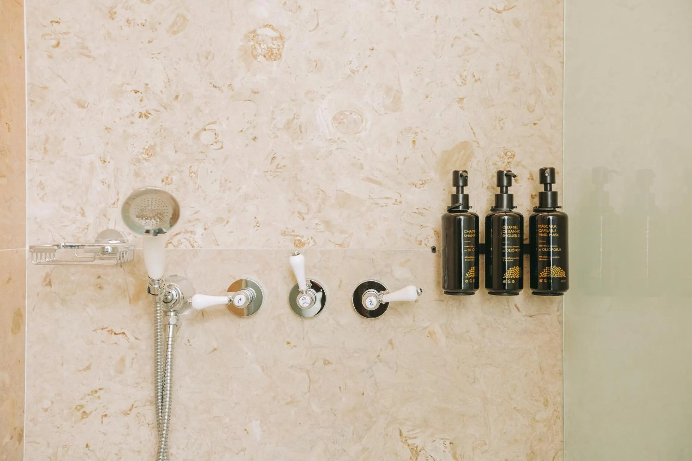 Shower in Torel Palace Lisbon