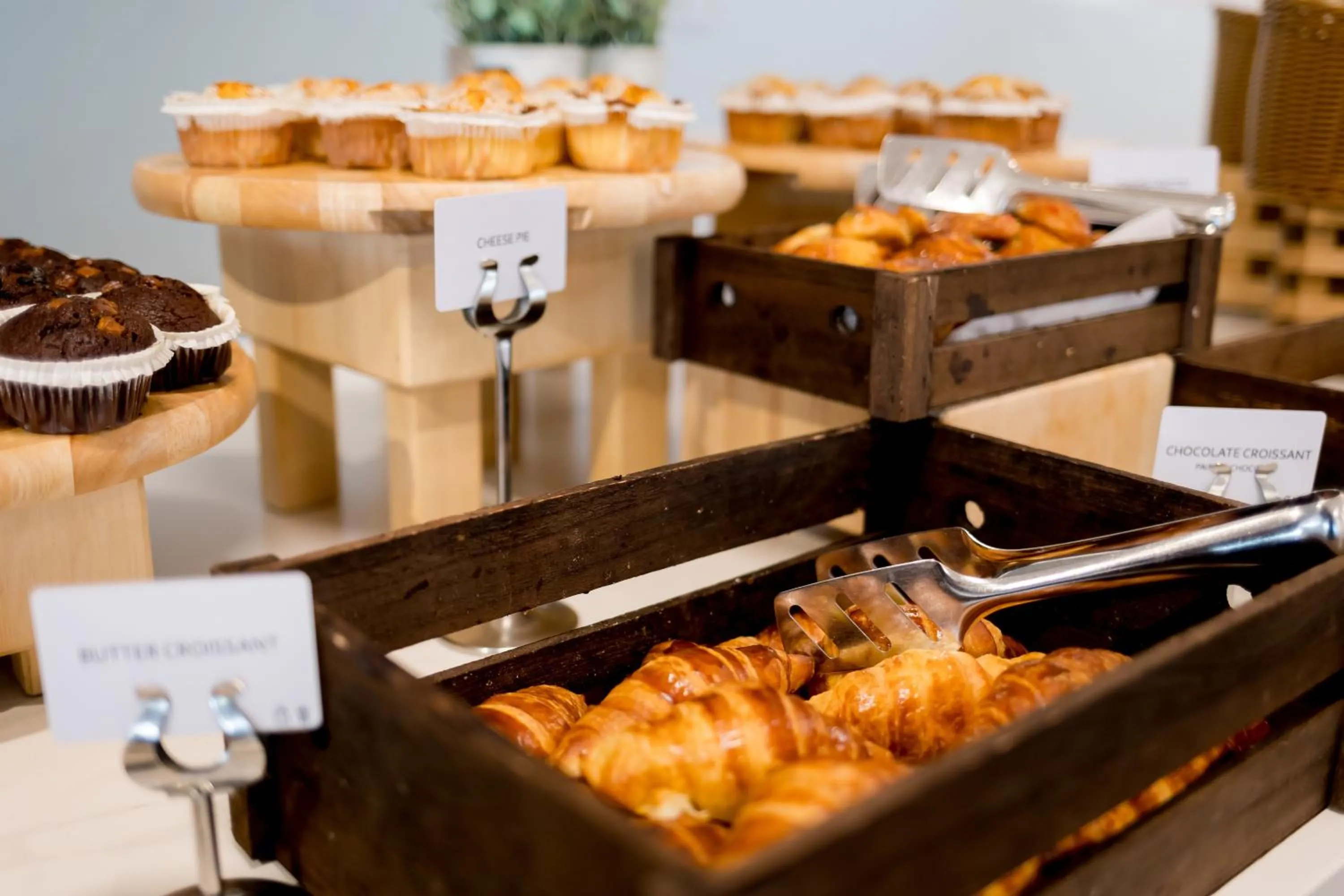 Restaurant/places to eat in Radisson Beach Resort Larnaca