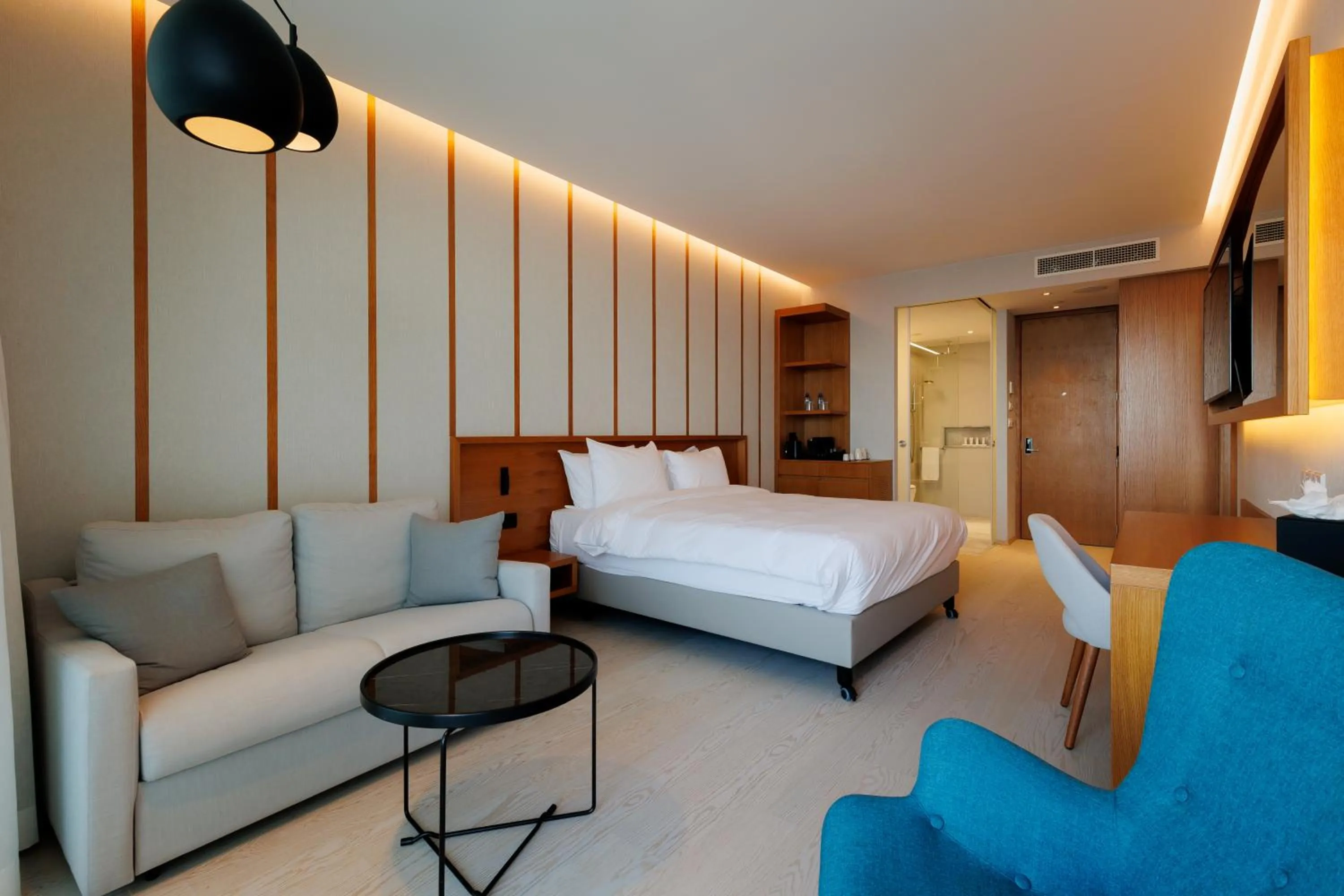 Photo of the whole room, Bed in Radisson Beach Resort Larnaca