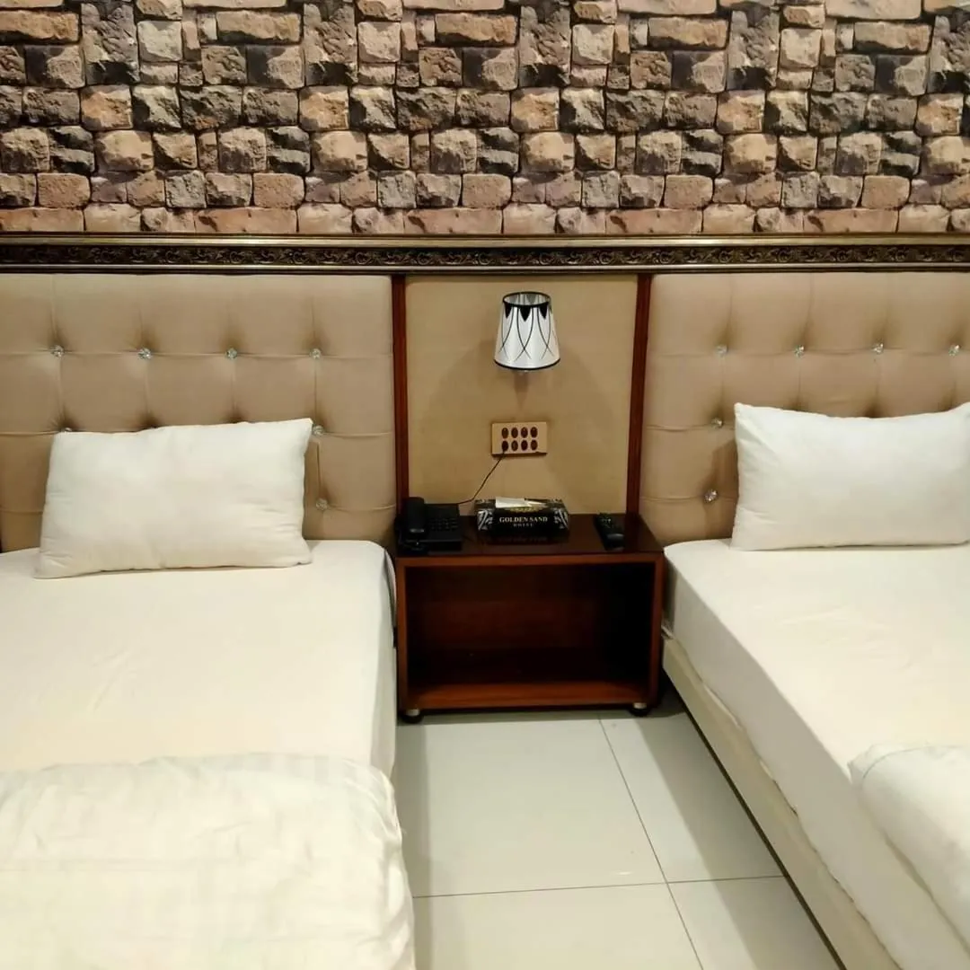 Bed in Golden Sand Hotel Rahim Yar Khan