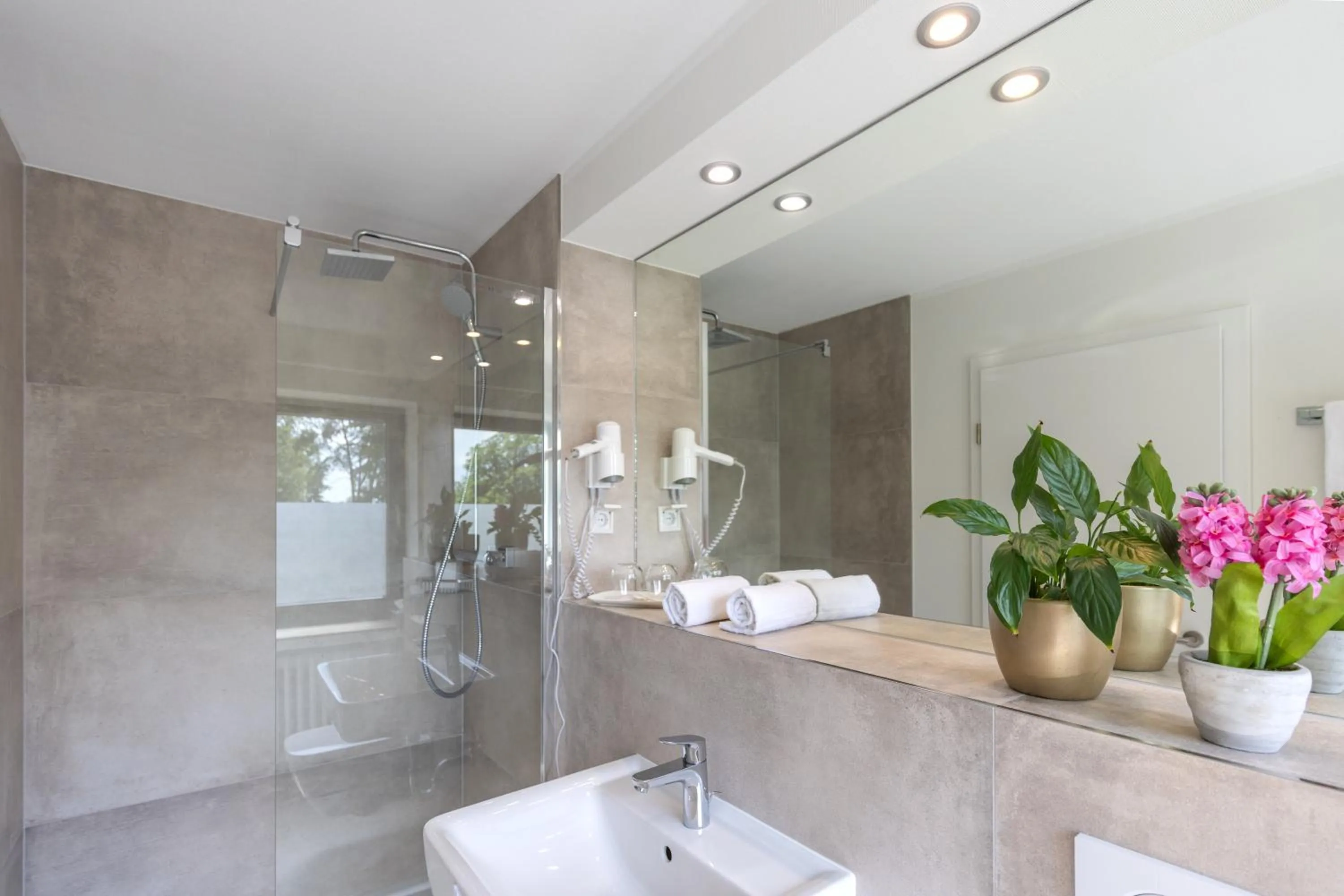 Bathroom in Dreams Beckum