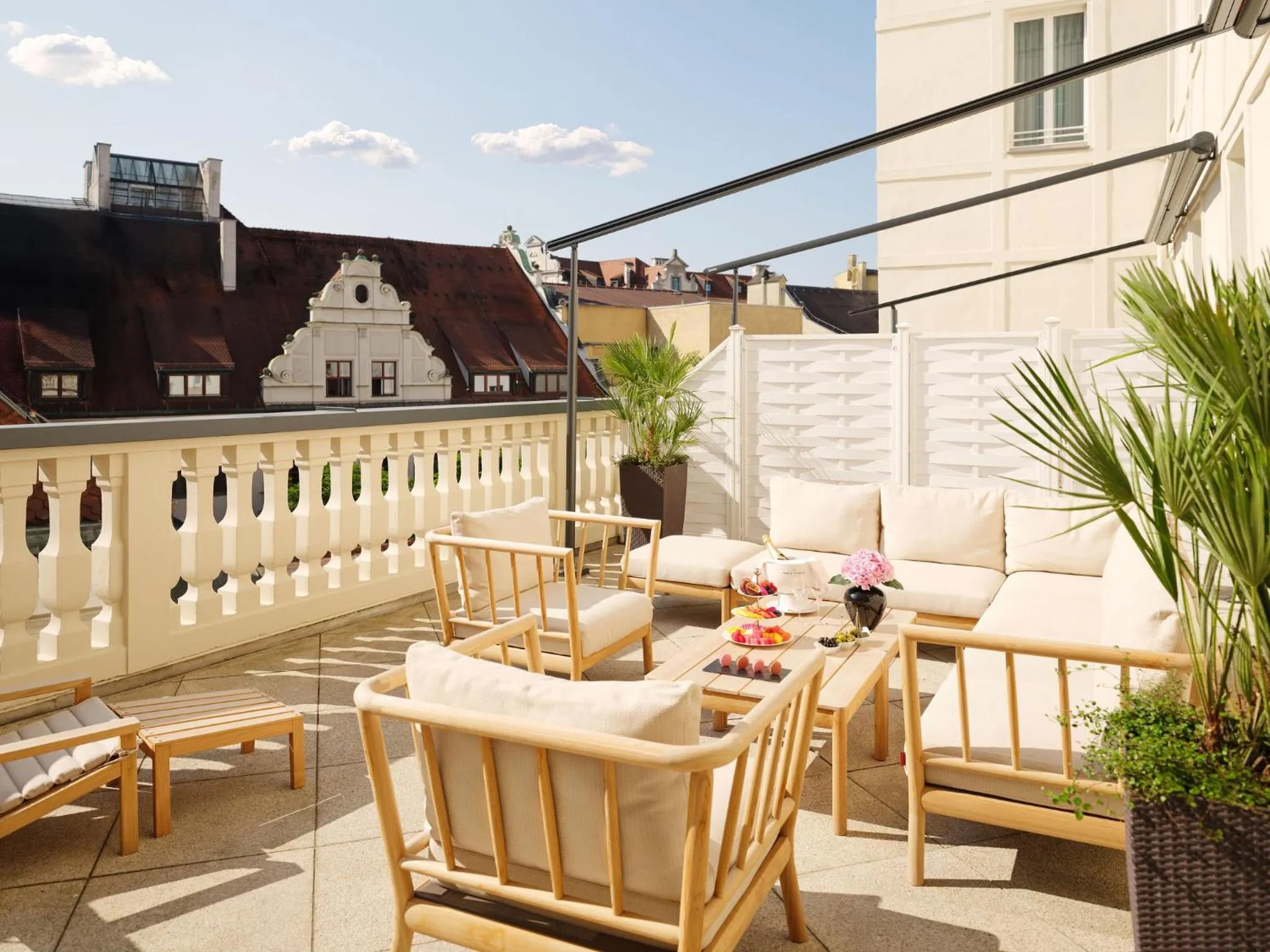 Balcony/Terrace in Mandarin Oriental, Munich