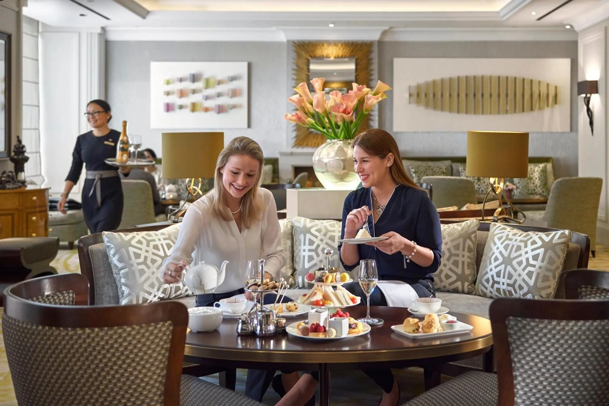 Lounge or bar in Mandarin Oriental, Munich