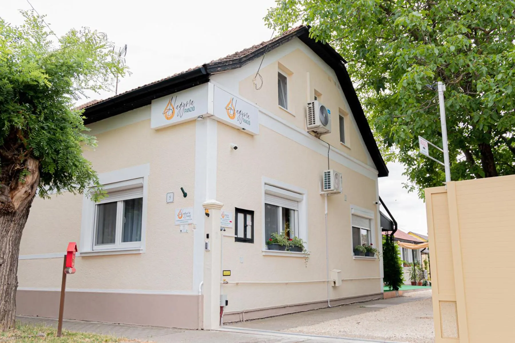 Property building in Hagyma Panzió Makó
