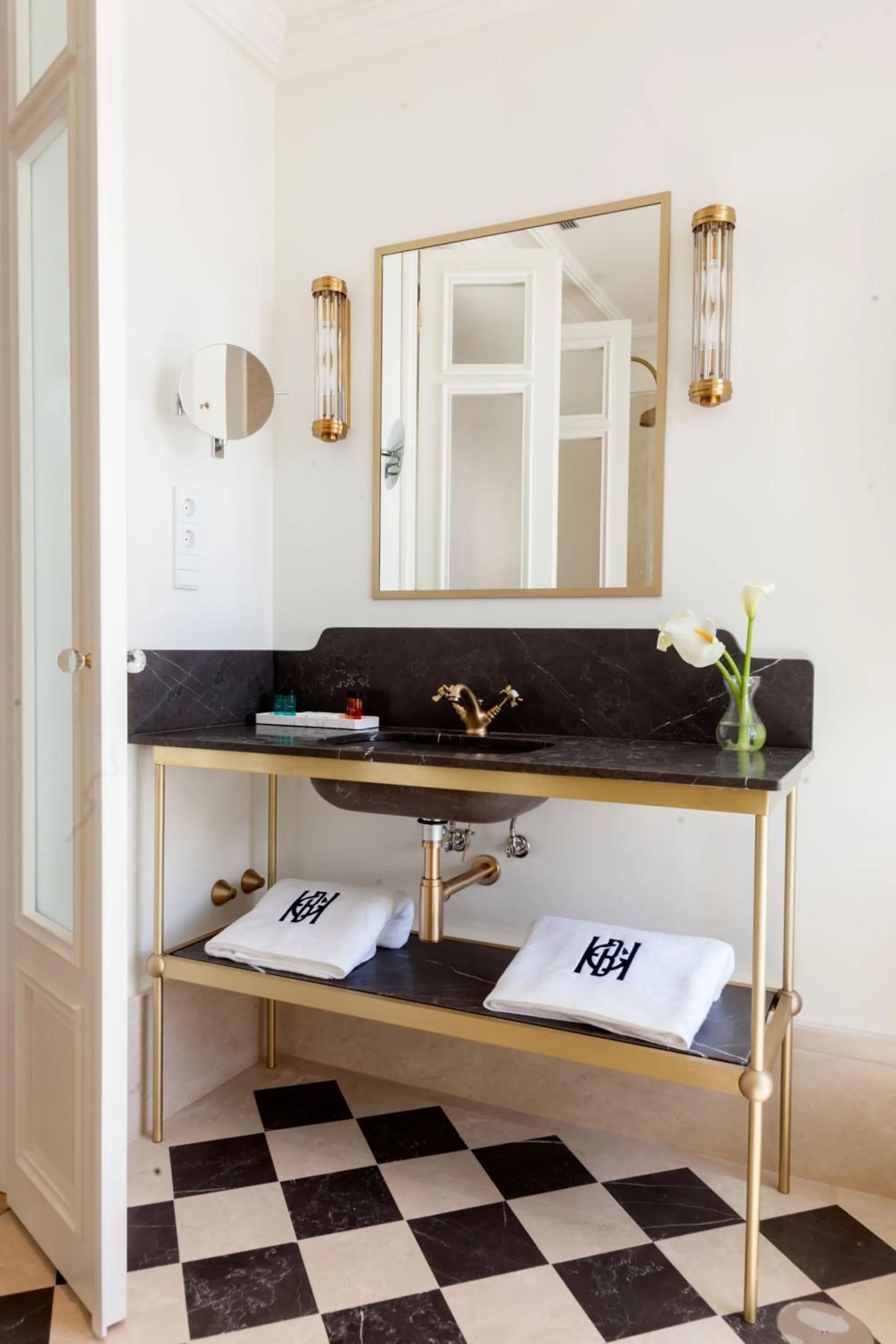 Bathroom in Gran hotel Brillante