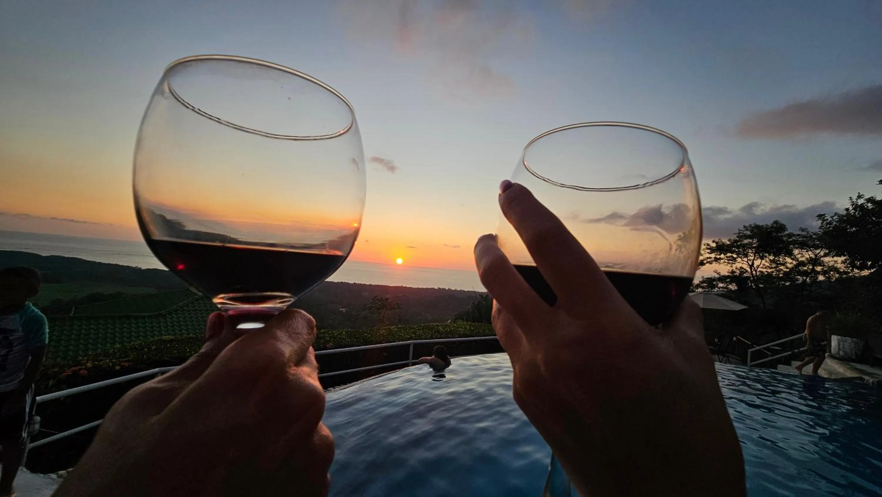 Restaurant/places to eat in Vista Ballena