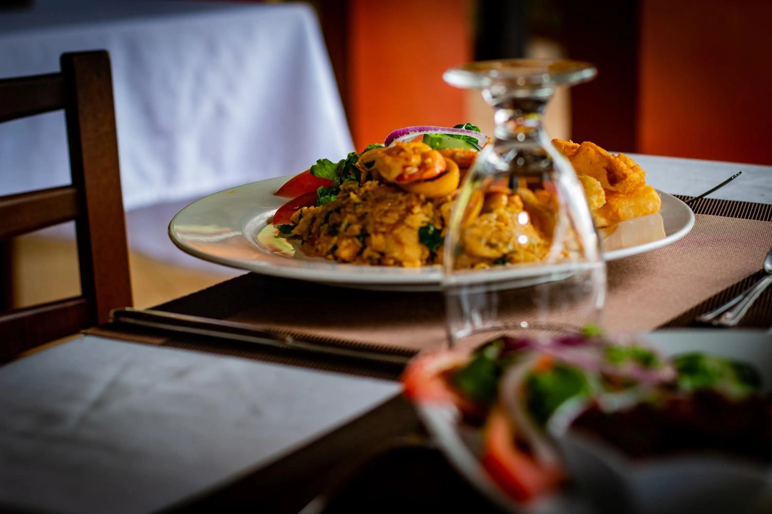 Restaurant/places to eat in Vista Ballena