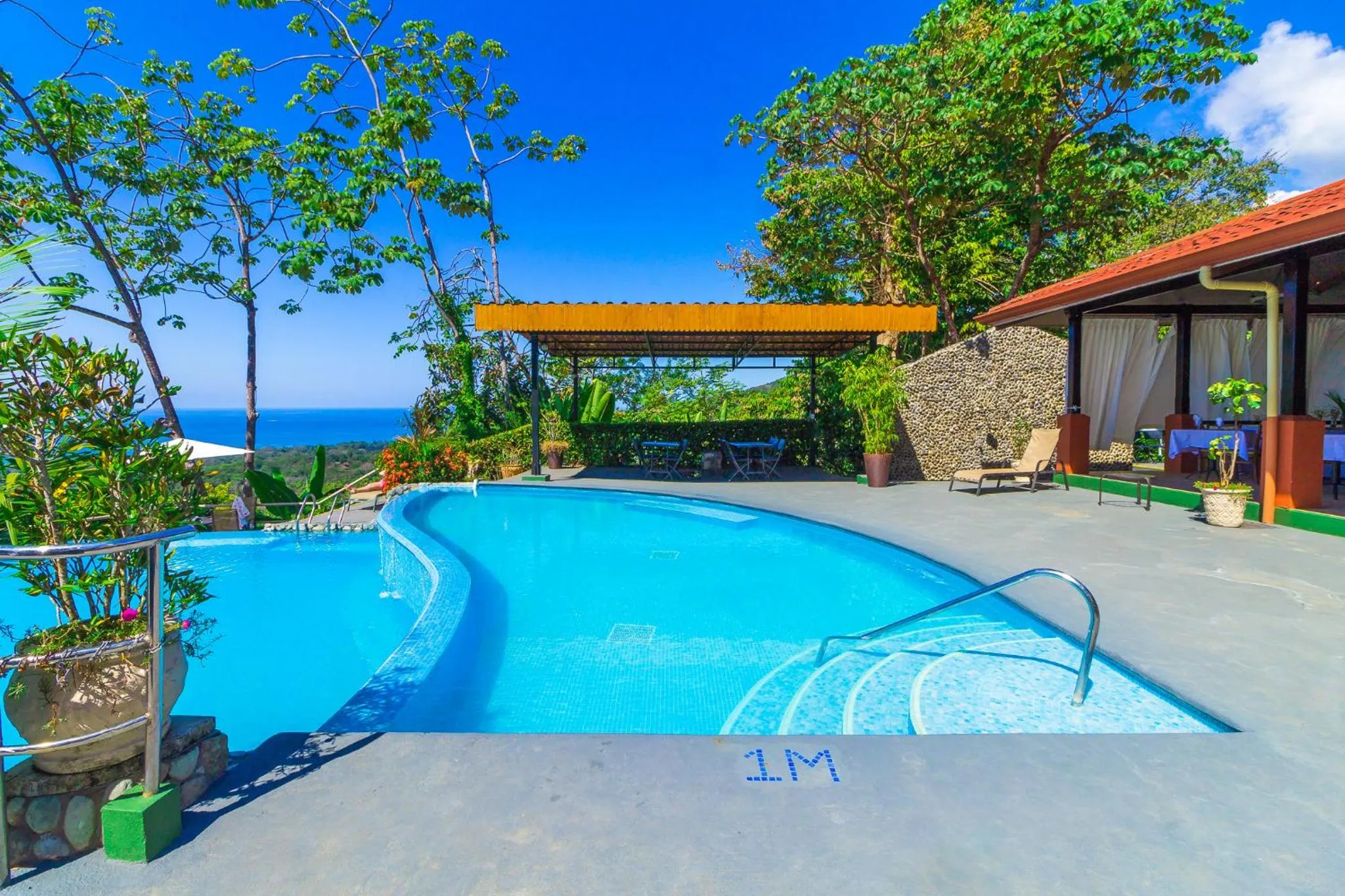 Swimming pool in Vista Ballena