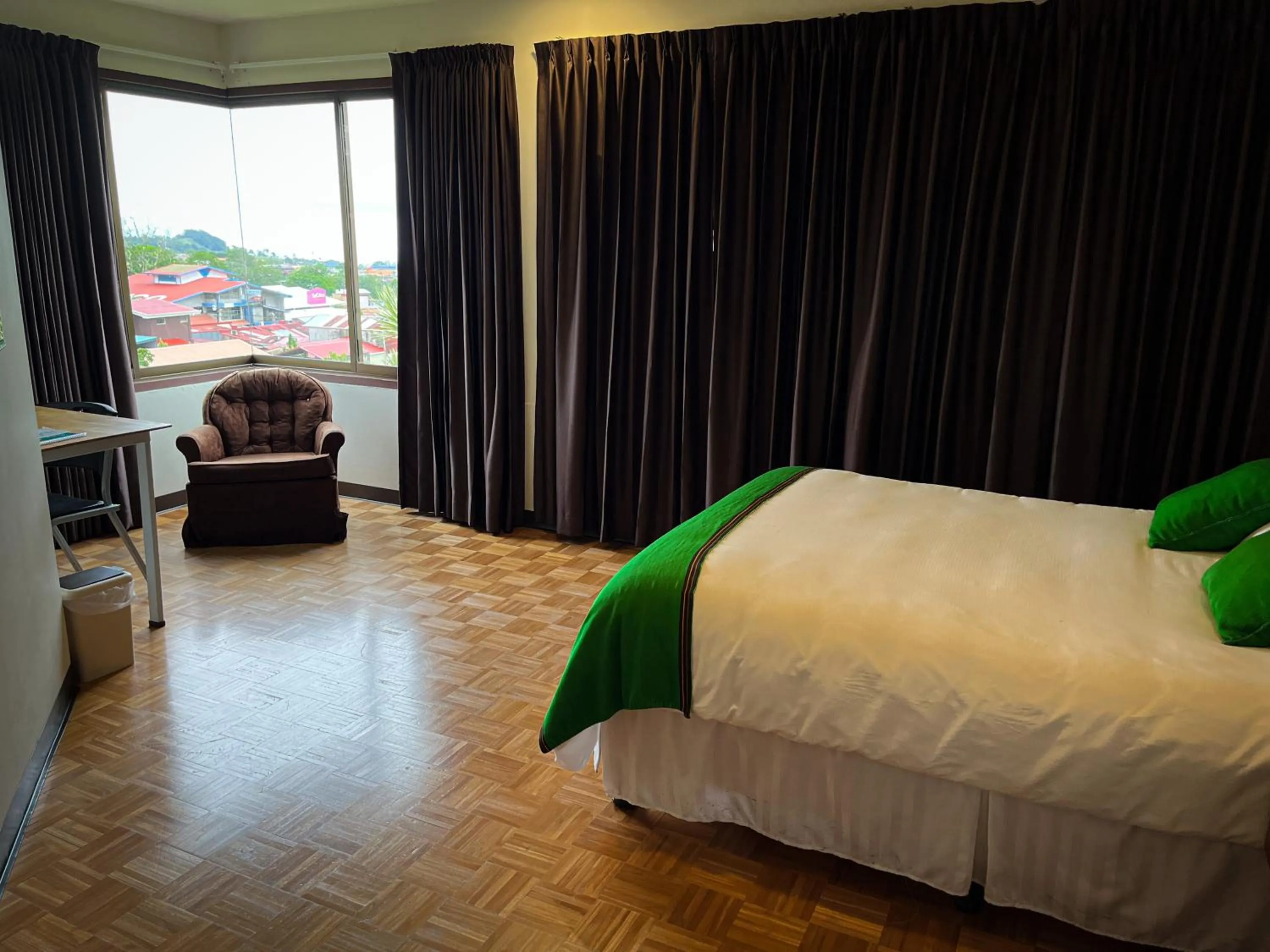 Photo of the whole room, Bed in Legacy Boutique Hotel