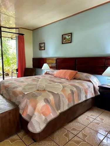 Ara Ambigua Lodge