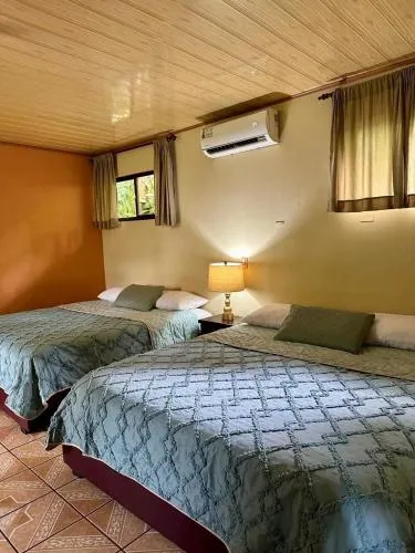 Ara Ambigua Lodge