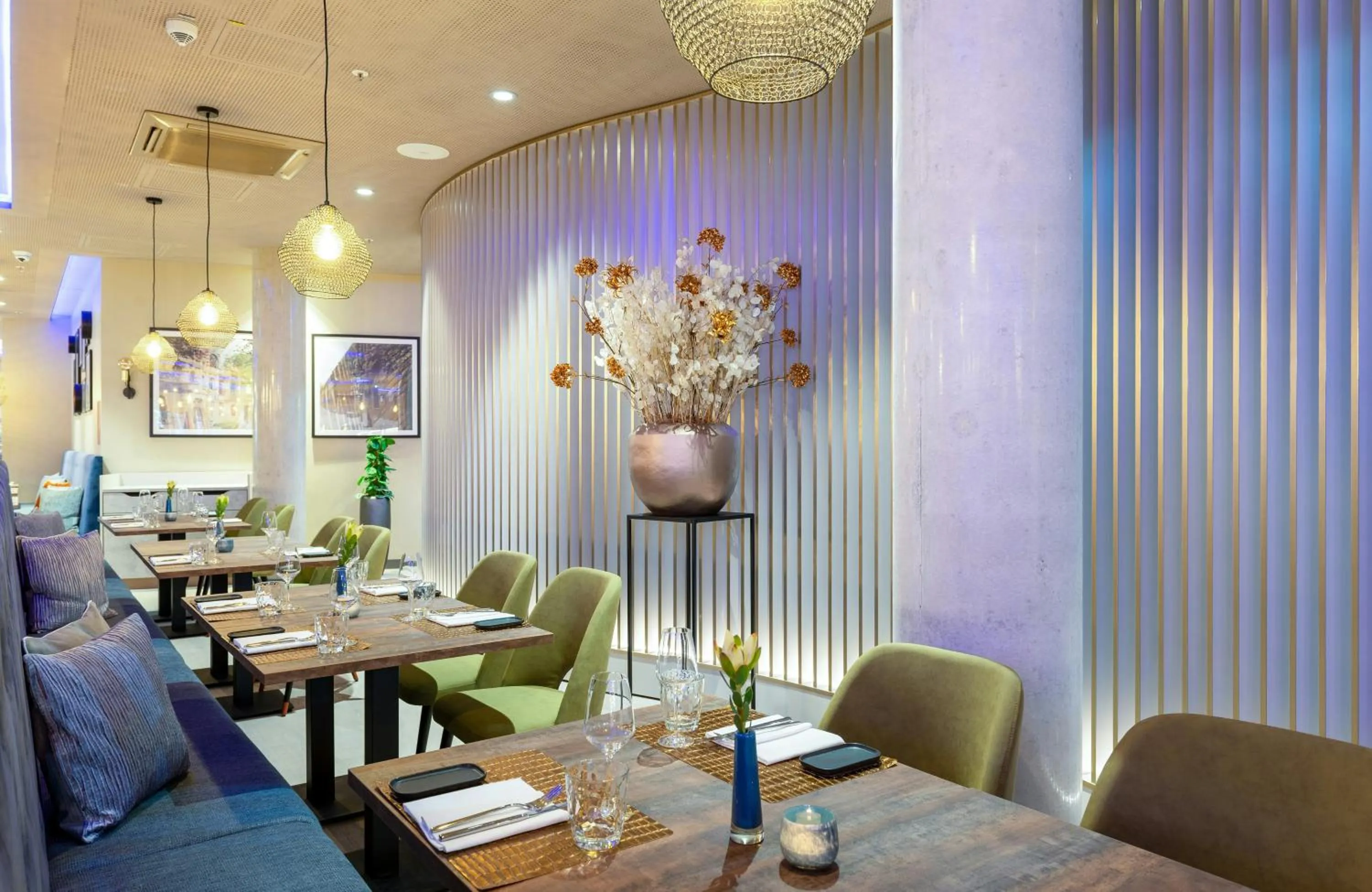 Restaurant/places to eat in Leonardo Hotel Augsburg