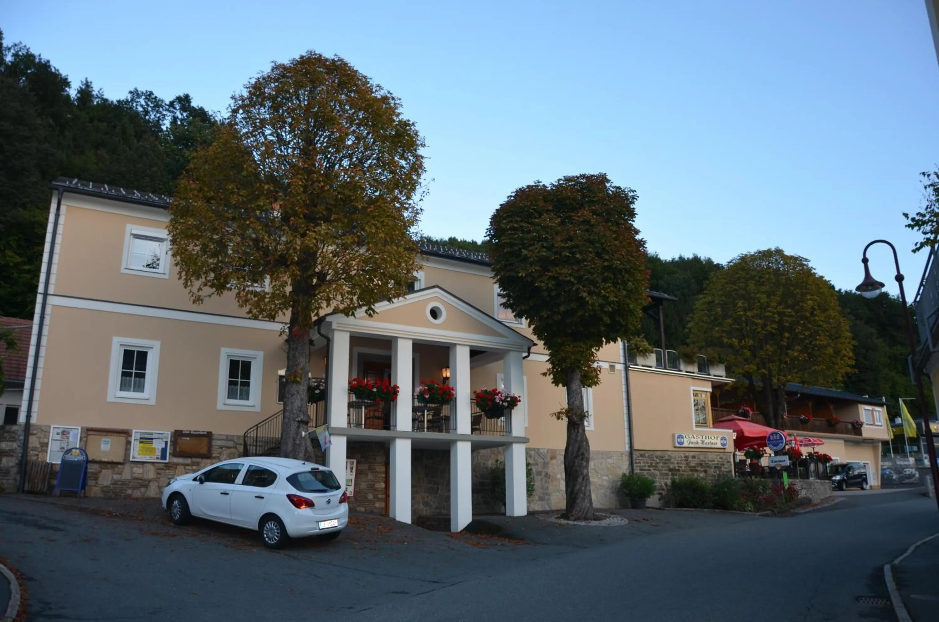 Property building in Gasthof Jauk-Hartner