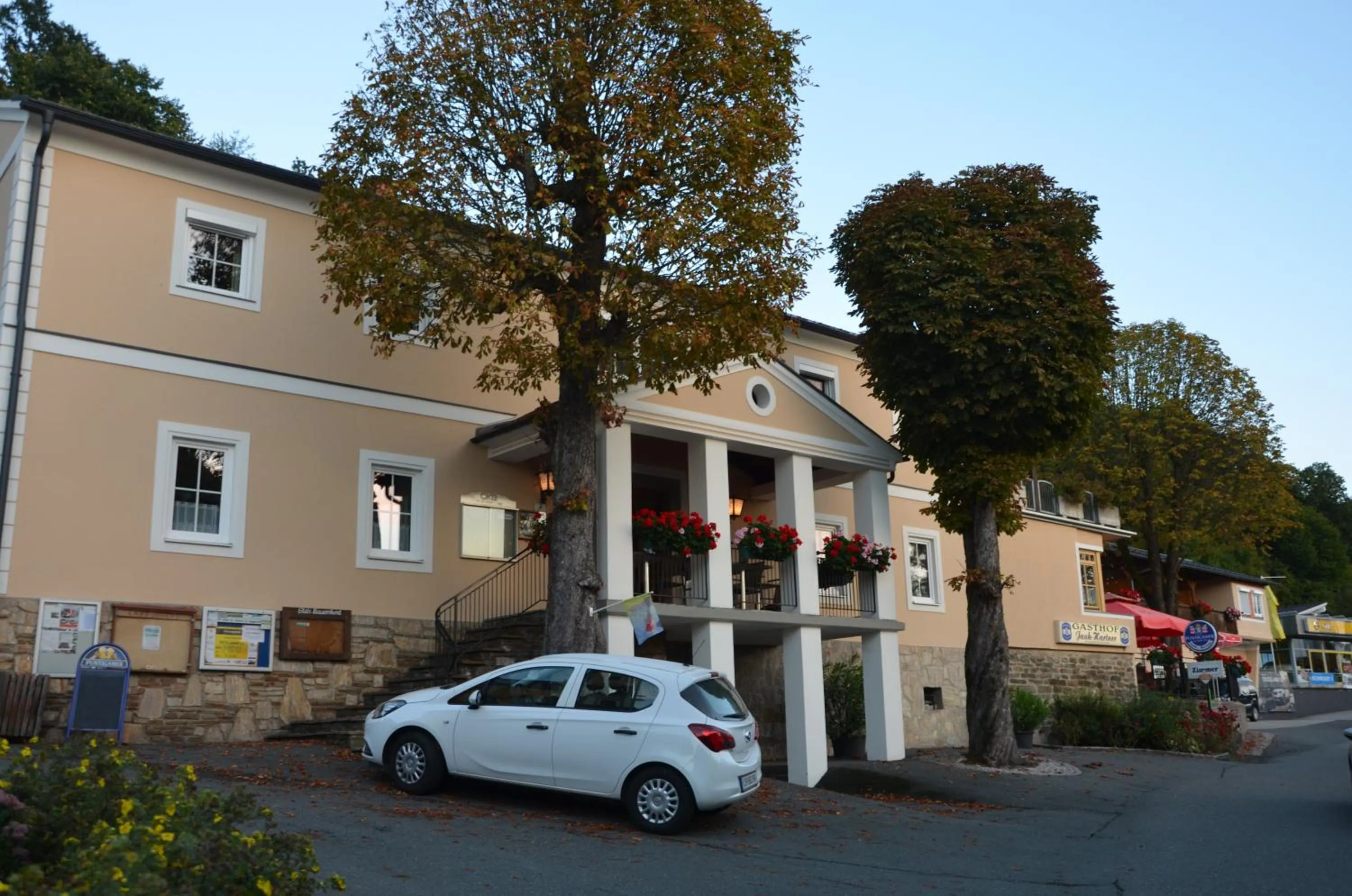 Property building in Gasthof Jauk-Hartner
