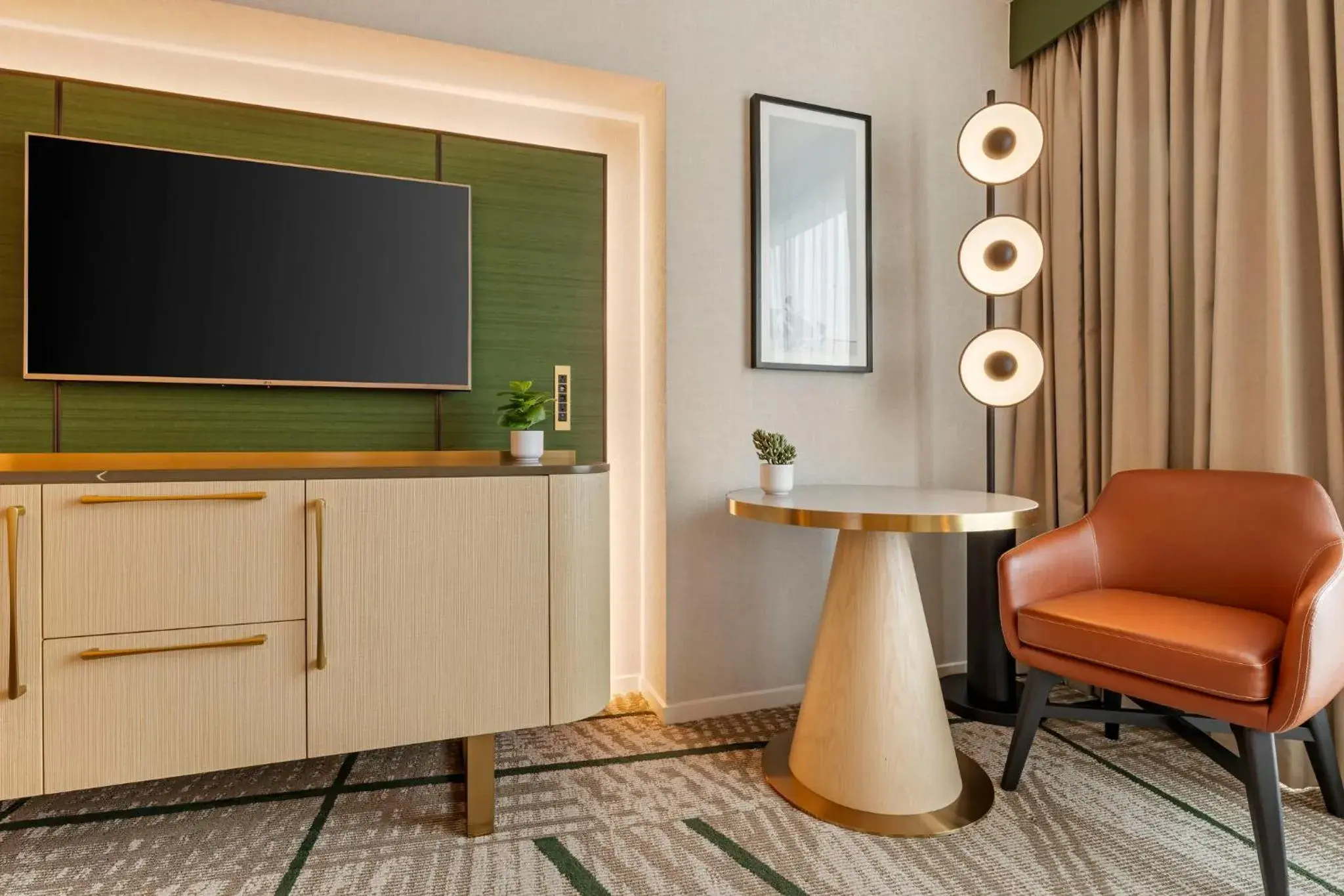 Spacious Premier Room with King Bed - Bay View in Omni San Diego Hotel at the Ballpark Spacious Premier Room with King Bed - Bay View in Omni San Diego Hotel at the Ballpark